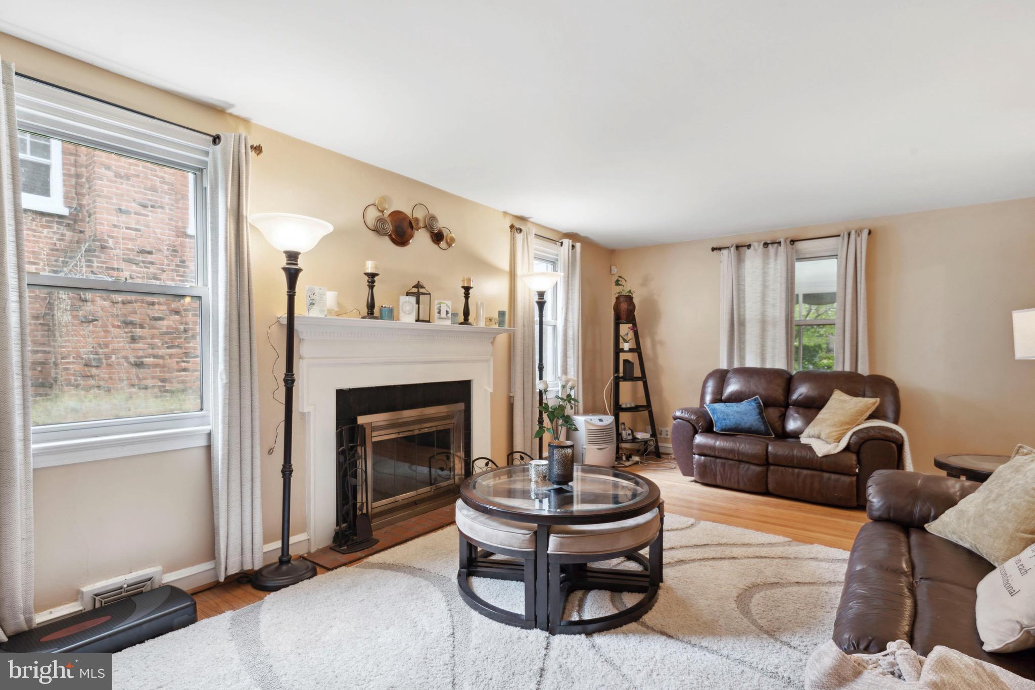 ELKINS PARK - Residential