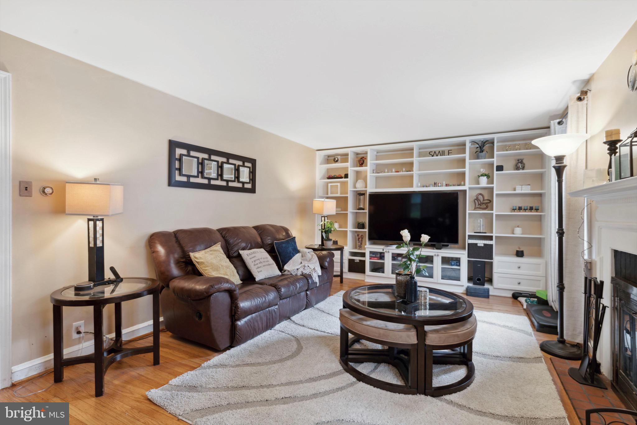ELKINS PARK - Residential