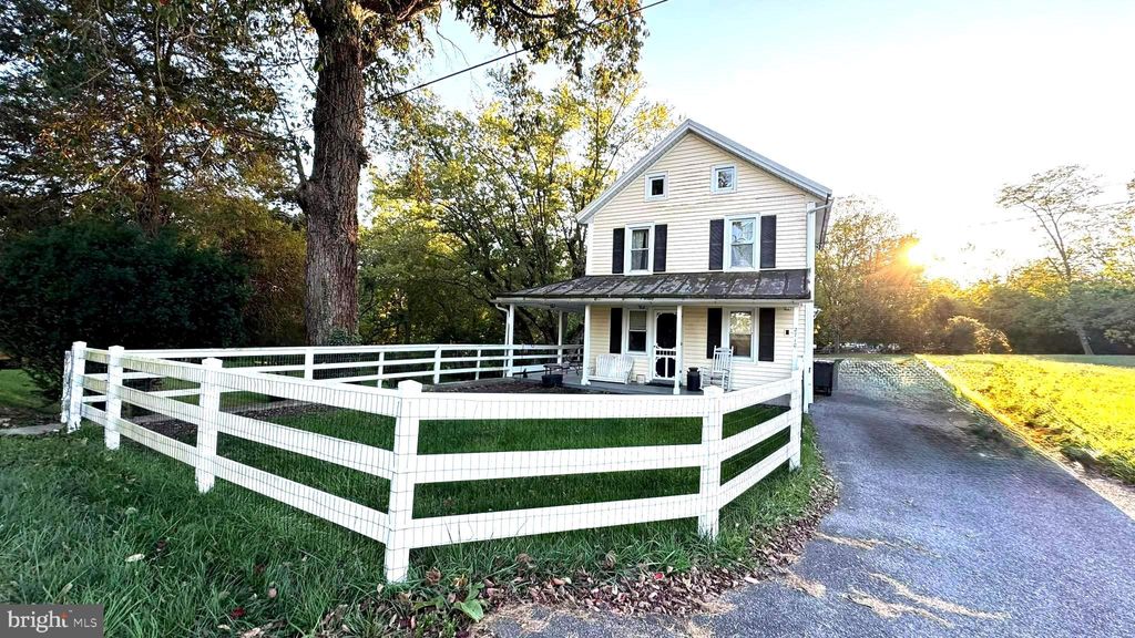 Photo of 2710 Murkle Road, WESTMINSTER, MD 21158 (MLS # MDCR2030754)