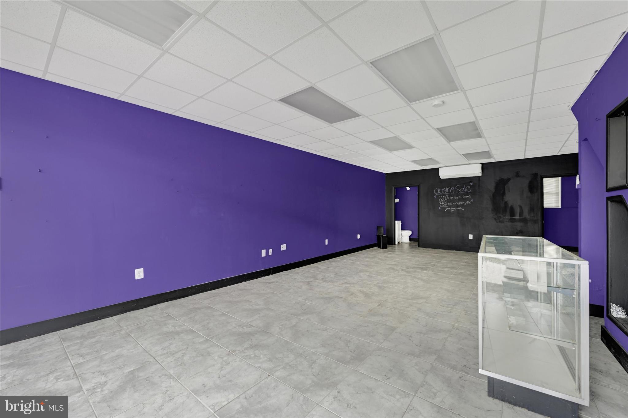 ARBUTUS TERRACE - Commercial Lease