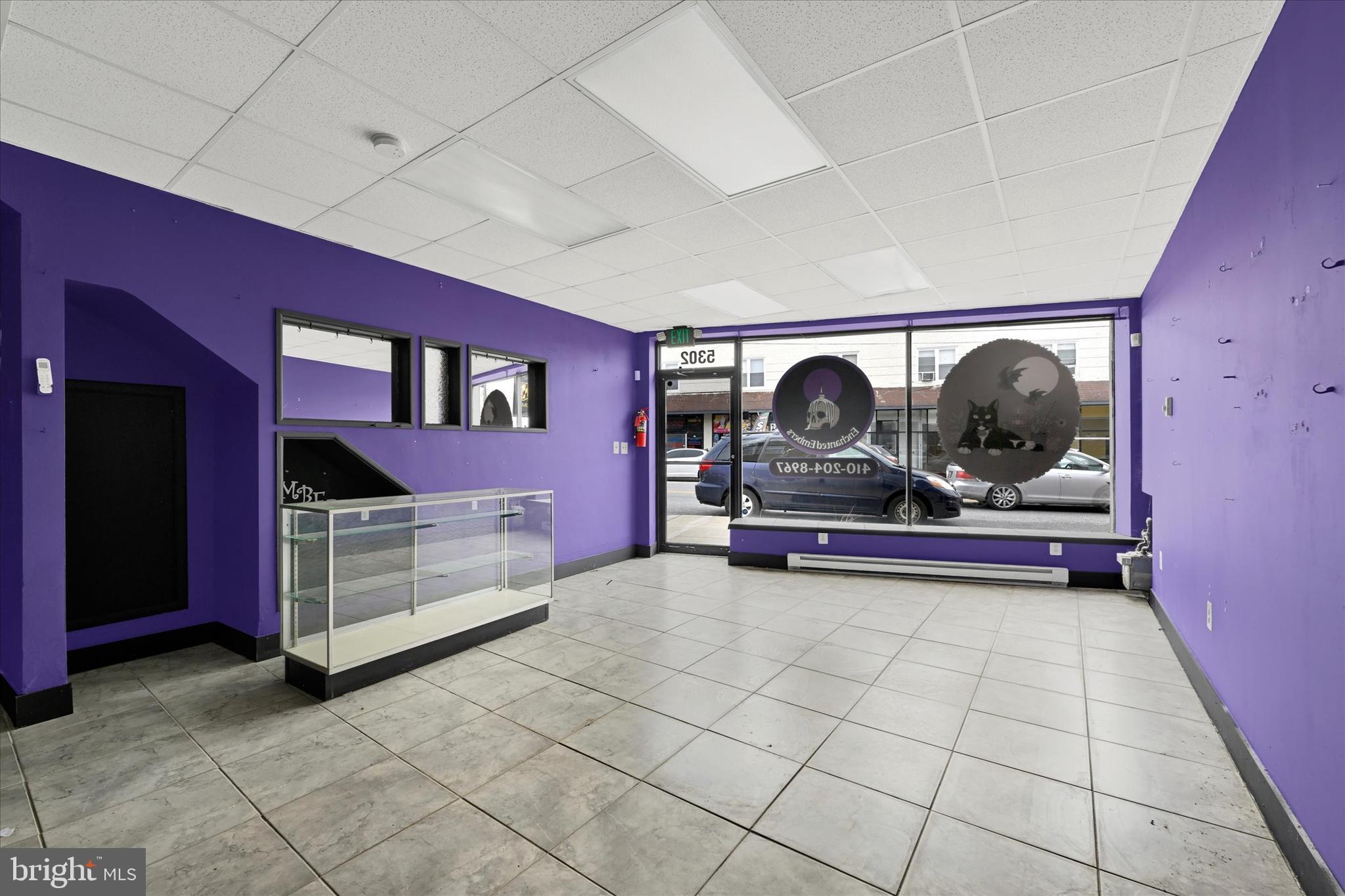 ARBUTUS TERRACE - Commercial Lease