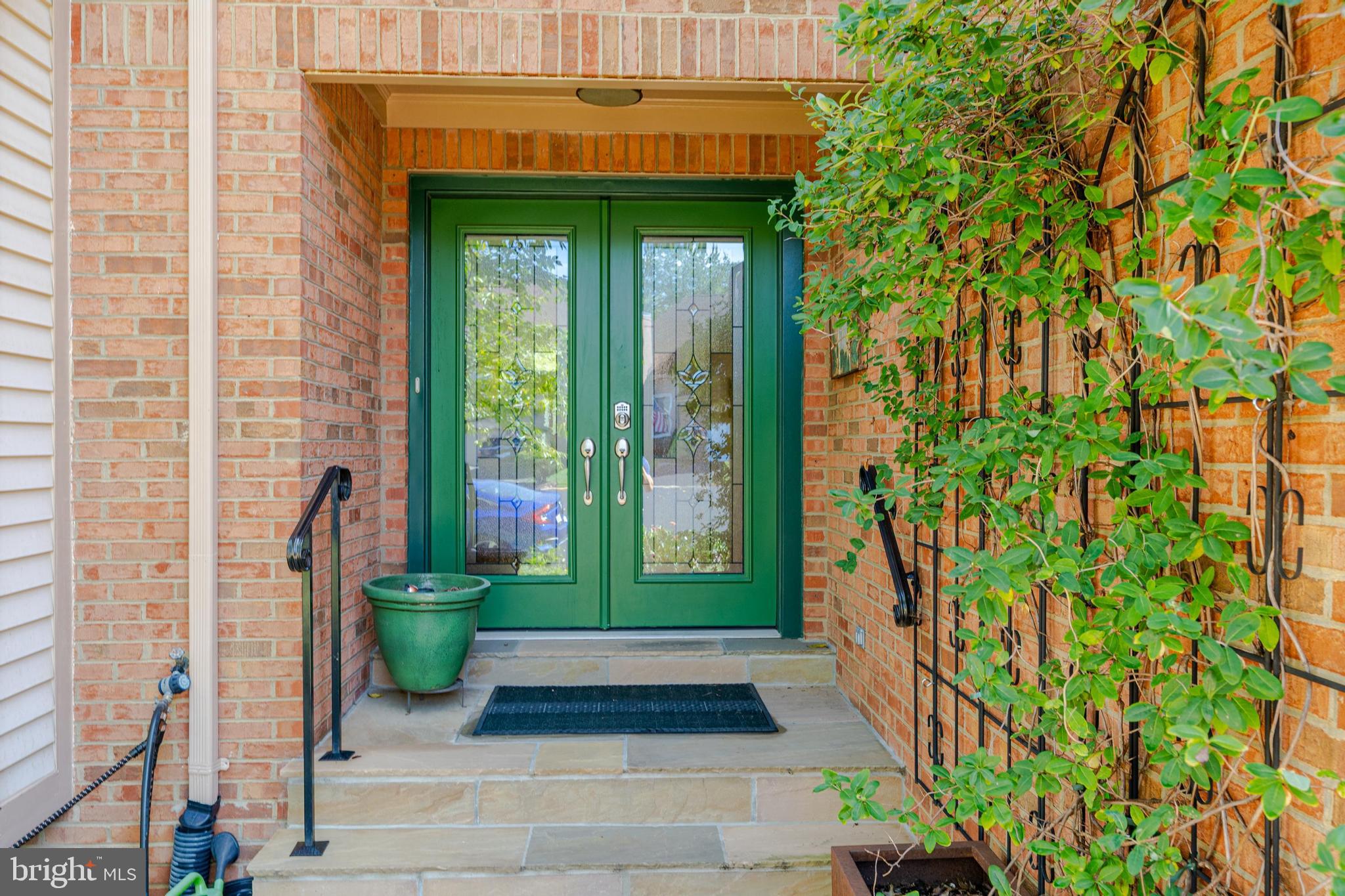 3407 WALNUT HILL COURT
