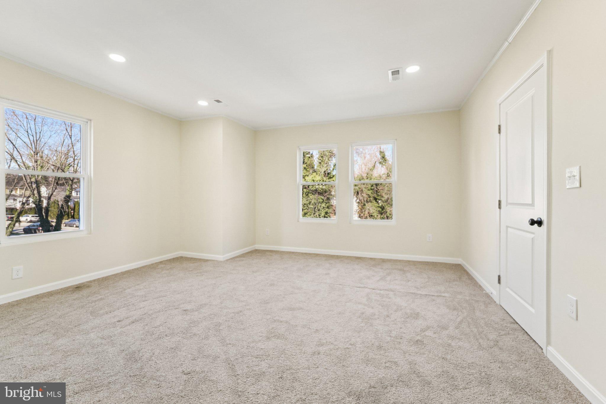 FOREST PARK - Residential