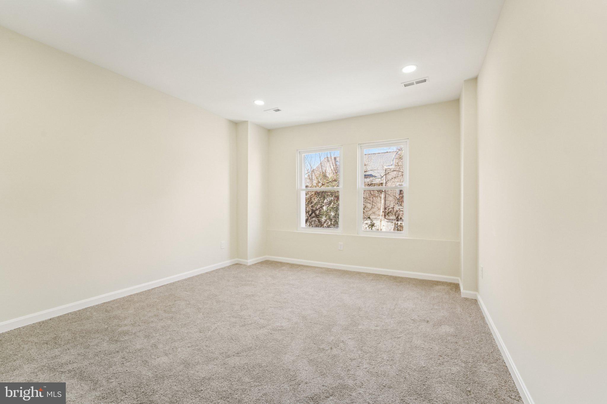 FOREST PARK - Residential