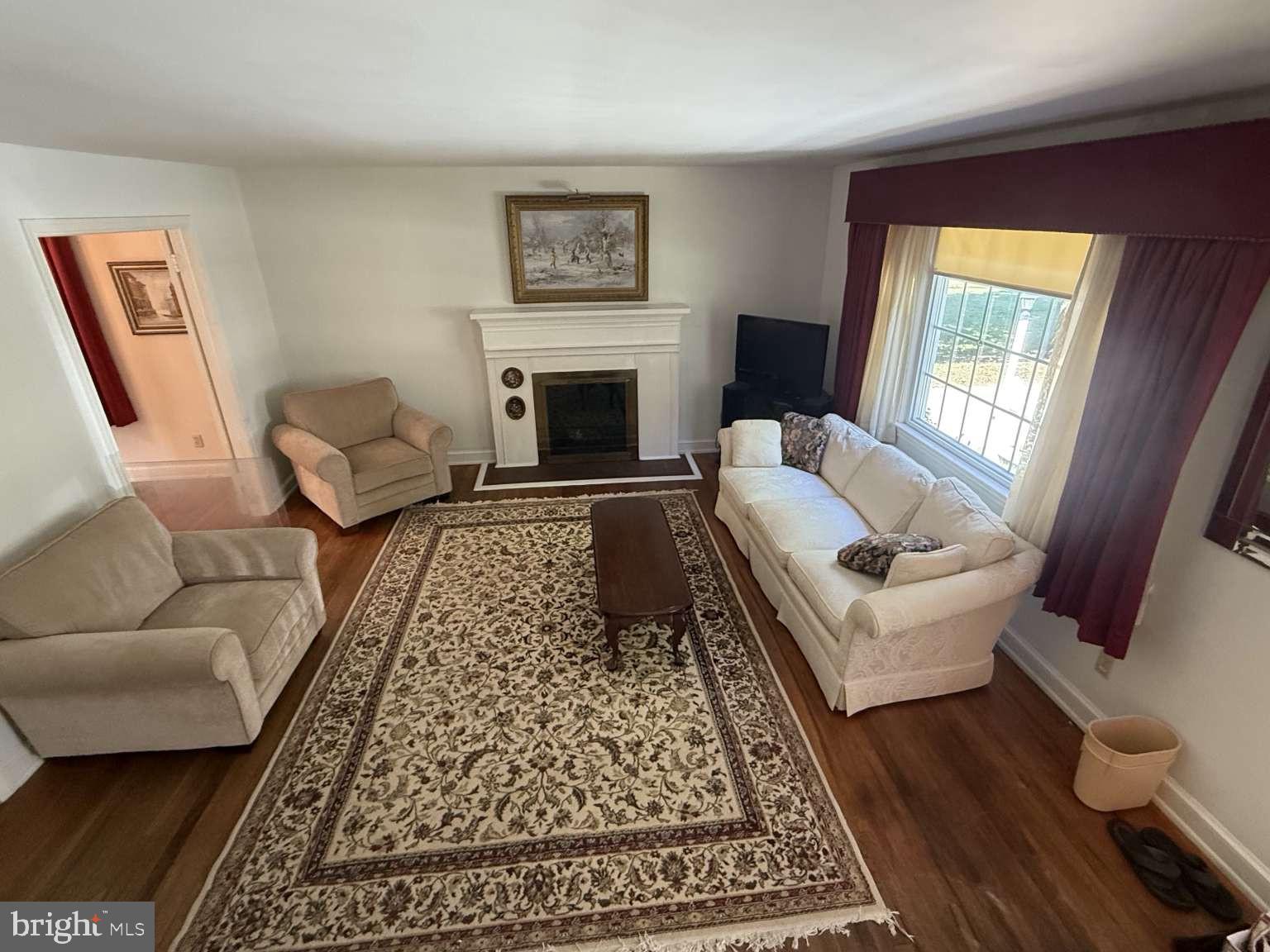 LONE OAK - Residential