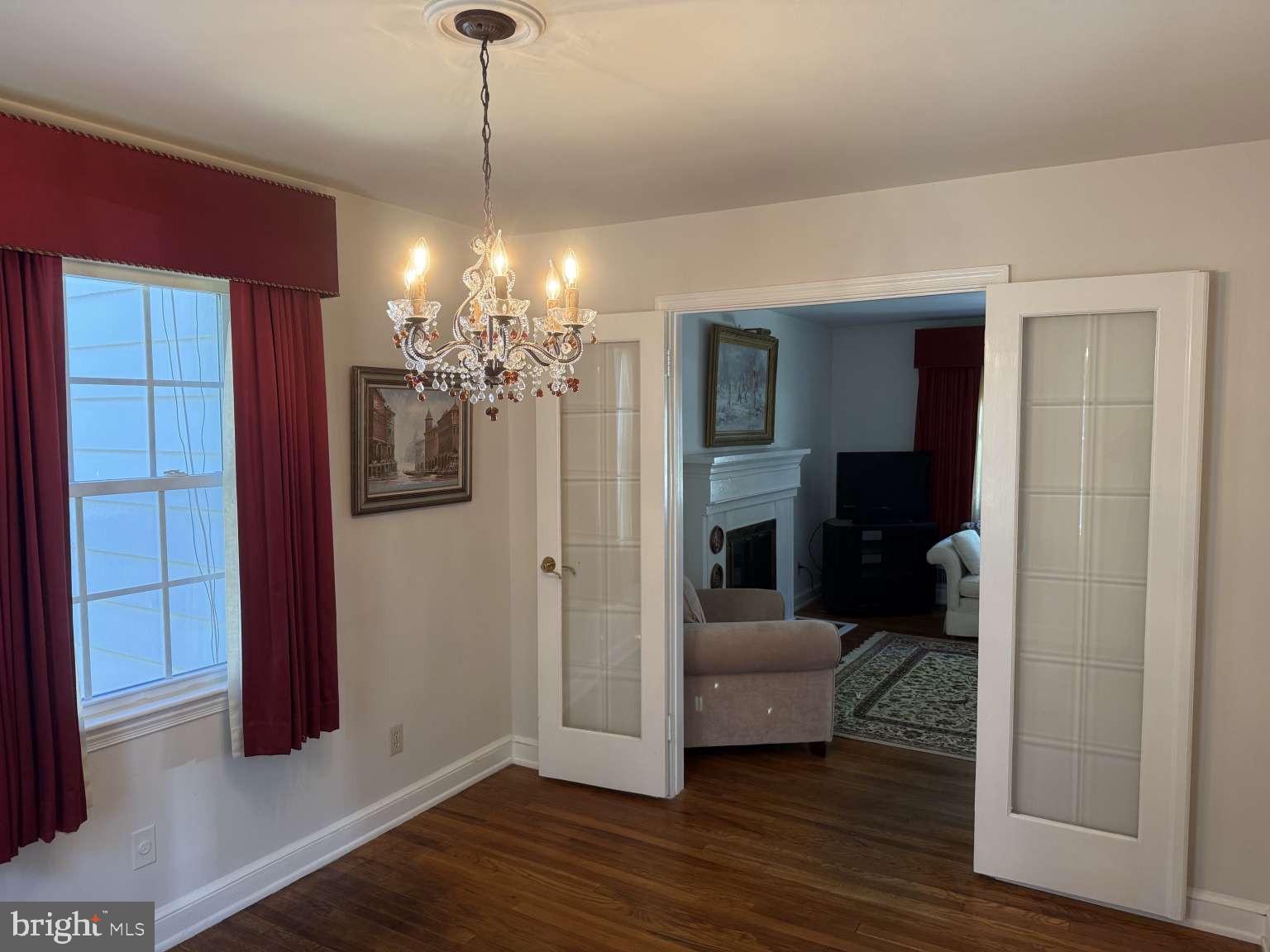 LONE OAK - Residential