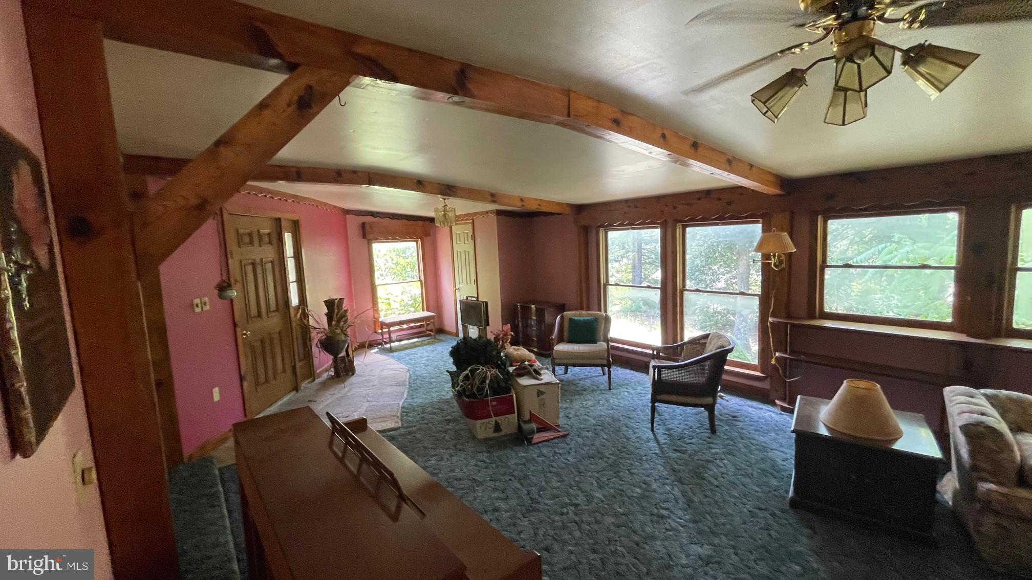 RIO HILL - Residential