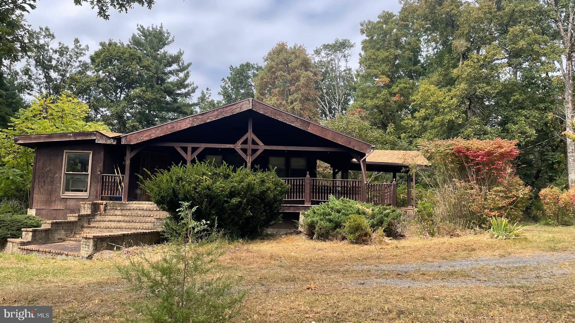 RIO HILL - Residential