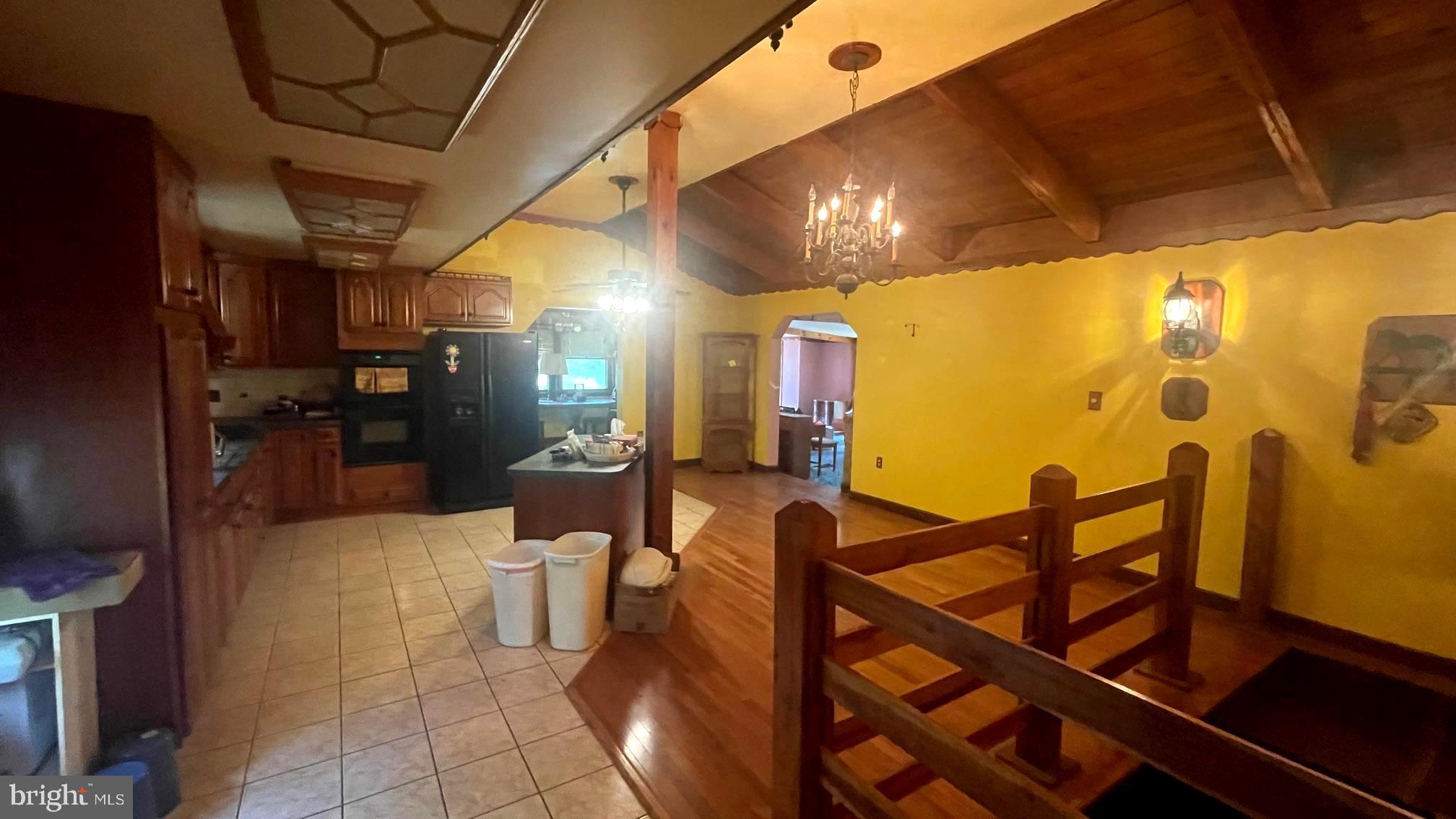 RIO HILL - Residential