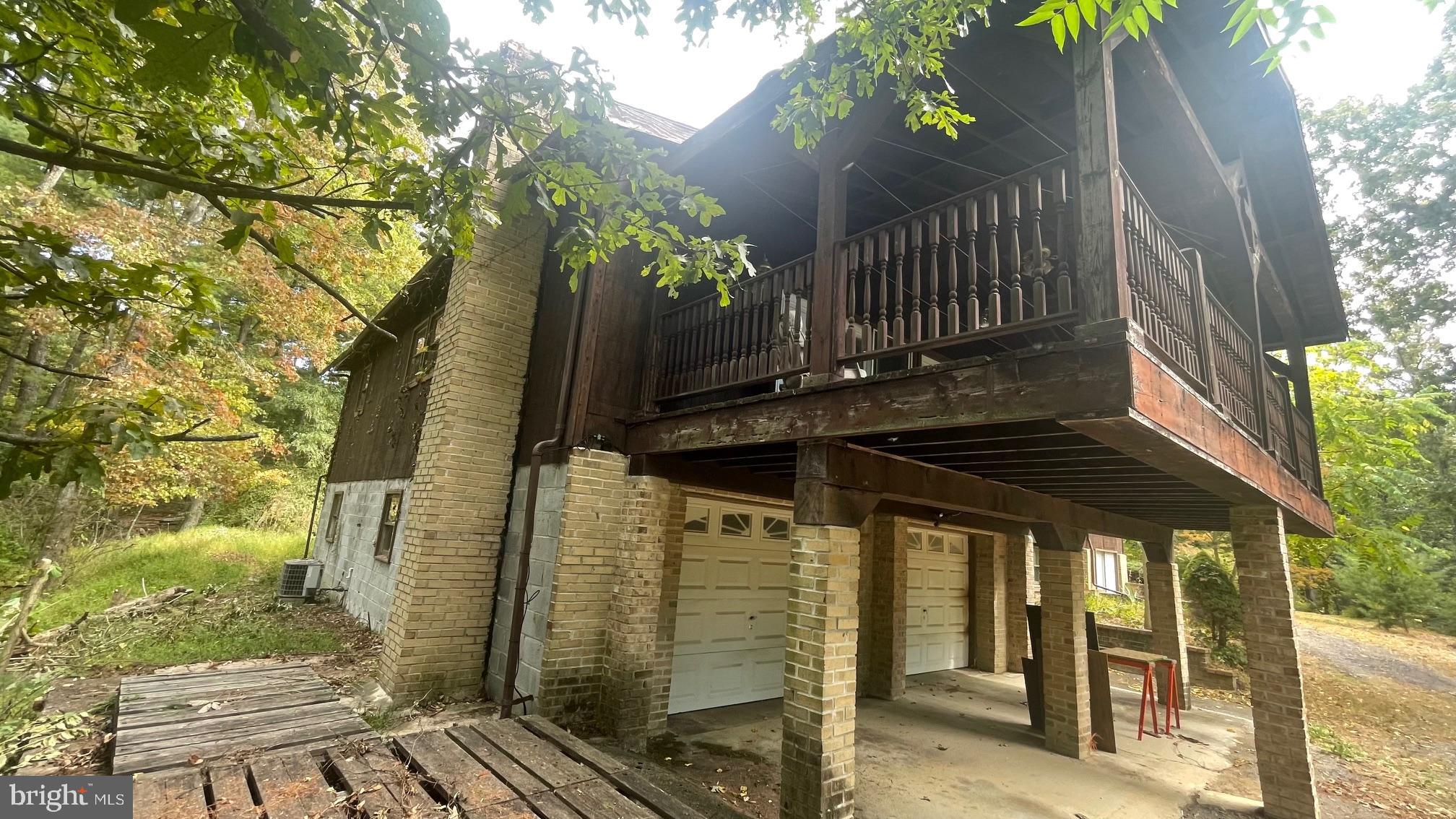 RIO HILL - Residential