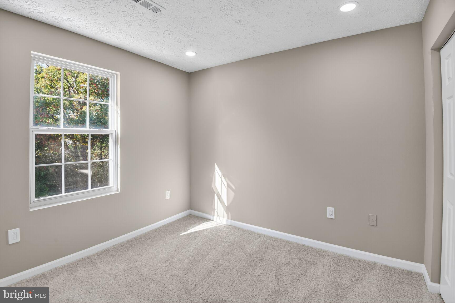 JEFFERSON HEIGHTS - Residential