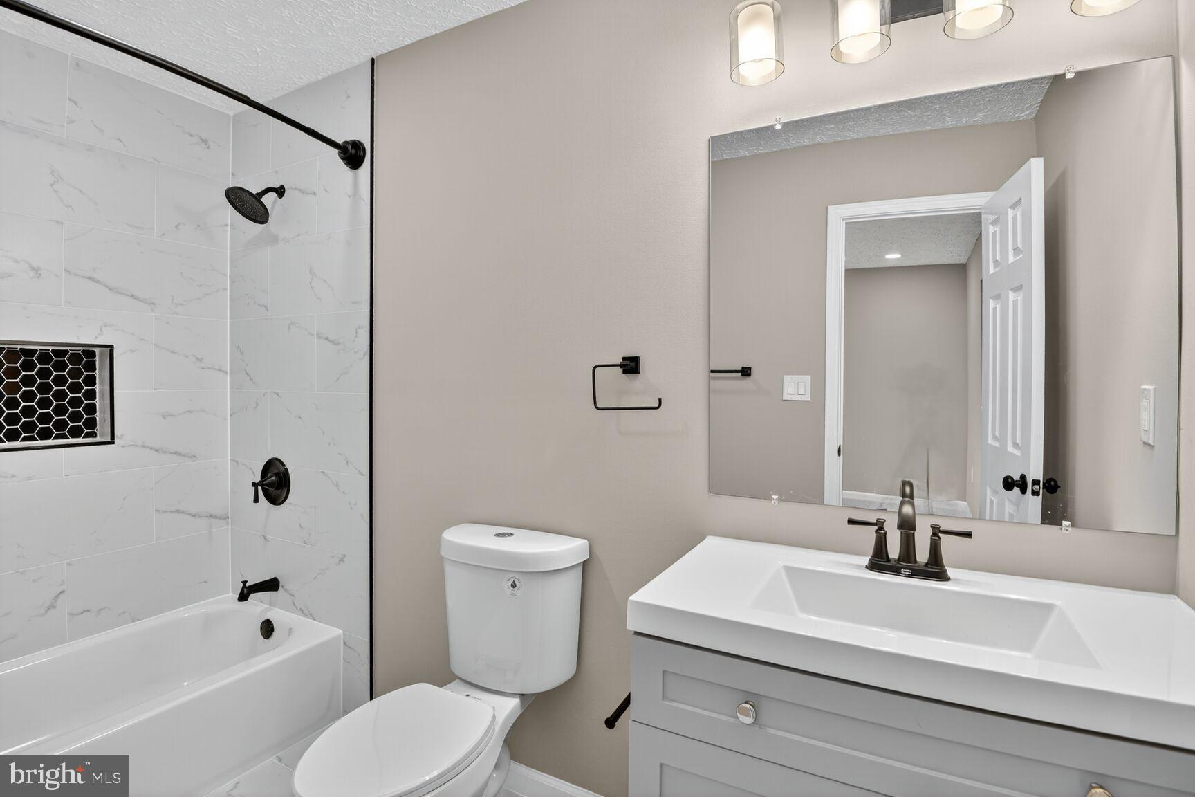 JEFFERSON HEIGHTS - Residential