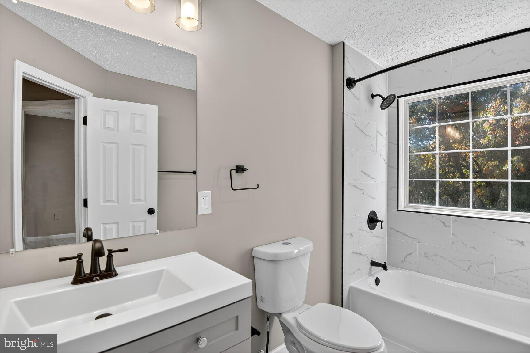 JEFFERSON HEIGHTS - Residential