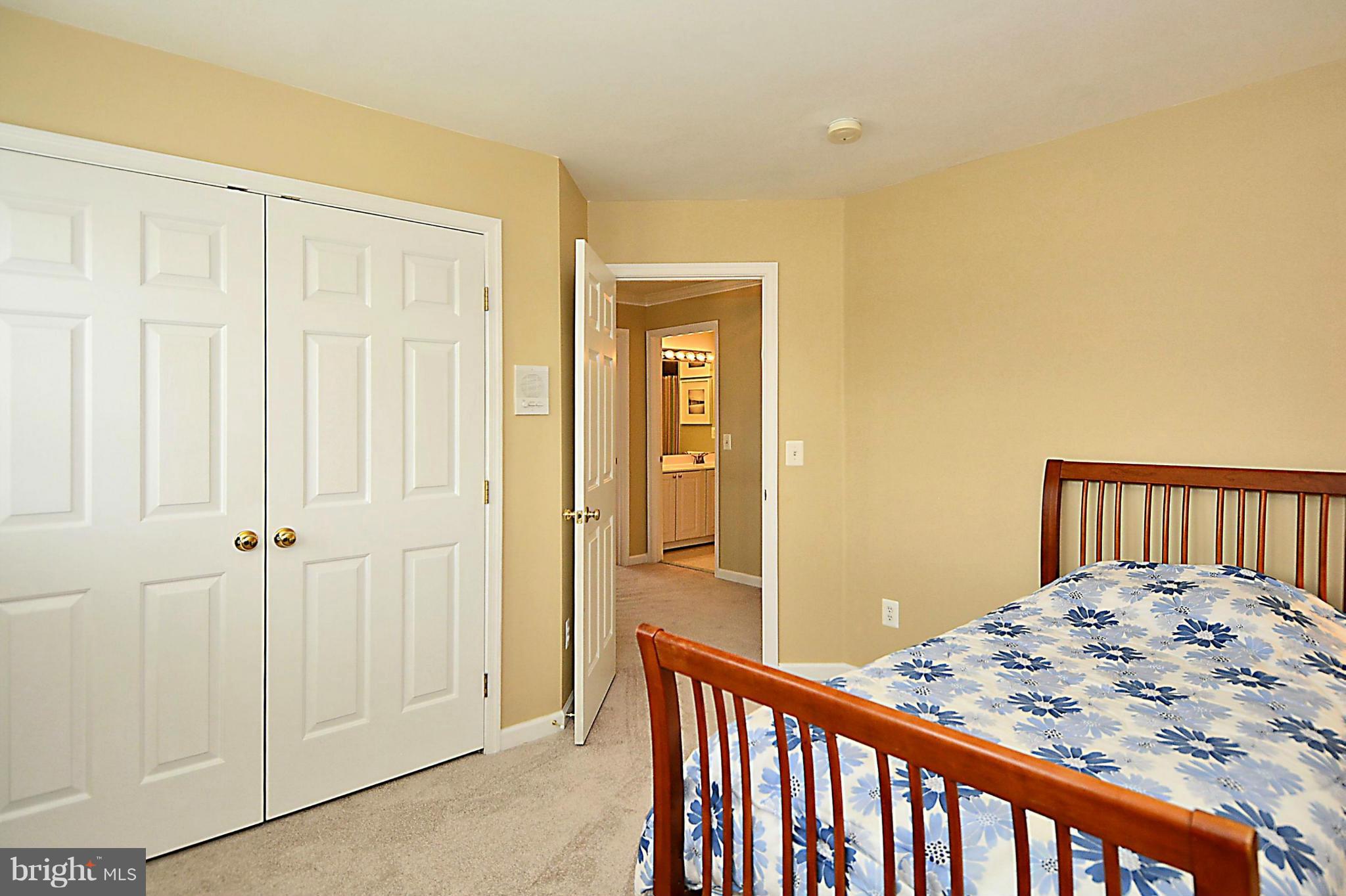 CREST RIDGE ESTATES - Residential