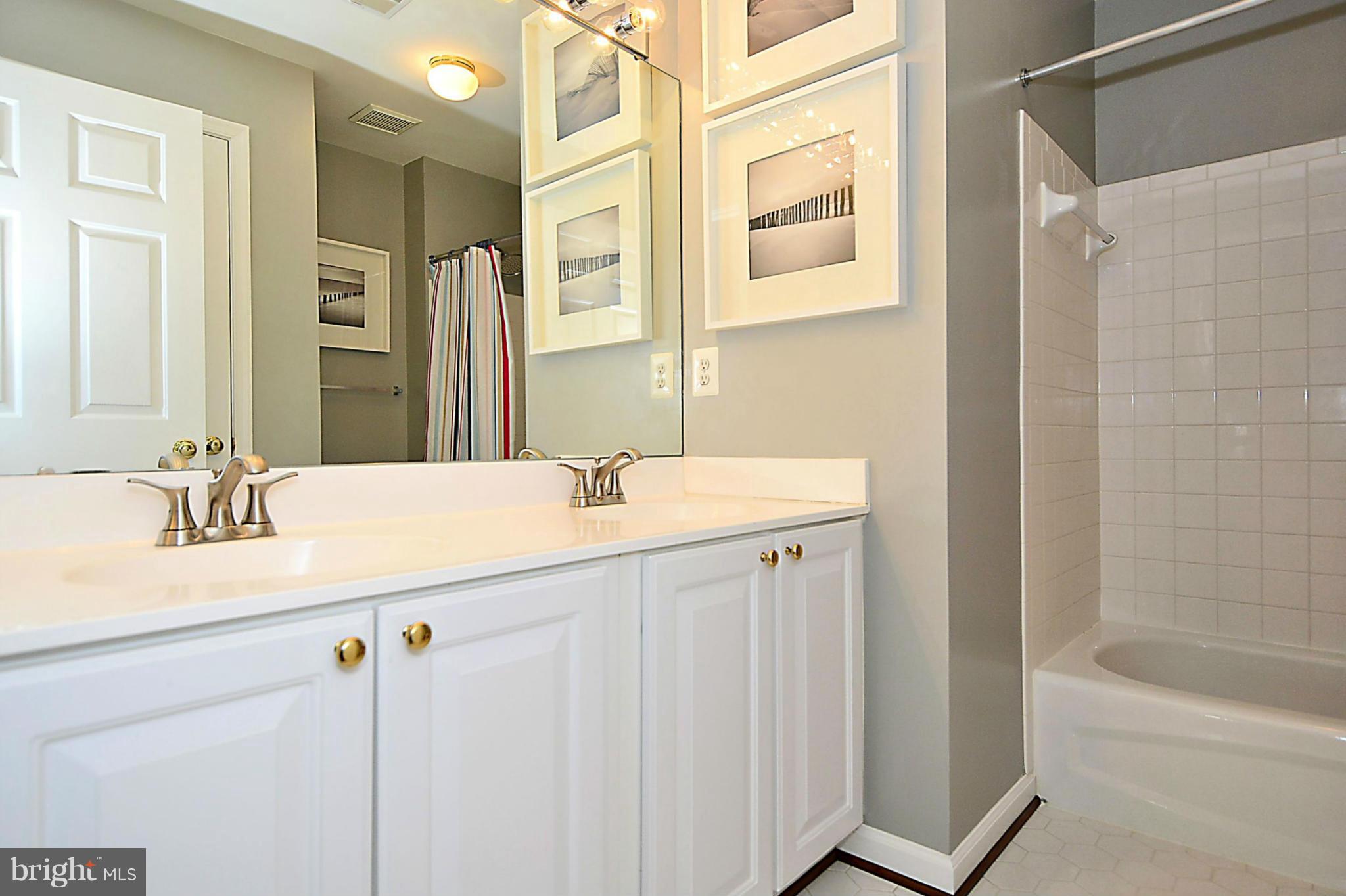 CREST RIDGE ESTATES - Residential