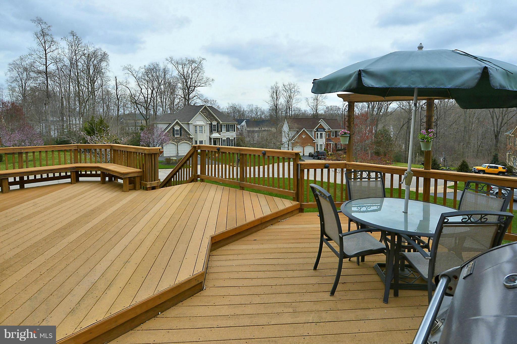 CREST RIDGE ESTATES - Residential