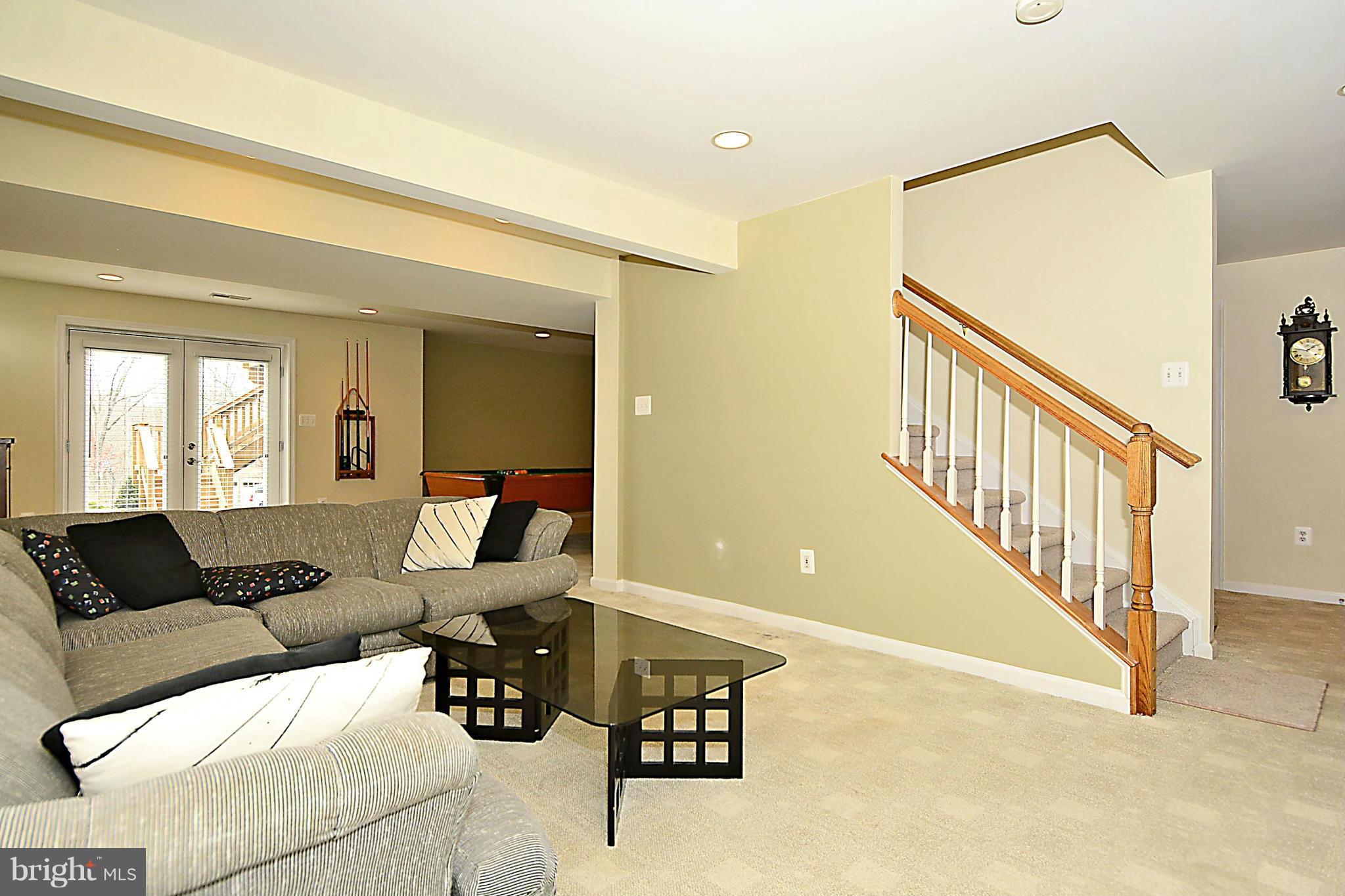 CREST RIDGE ESTATES - Residential