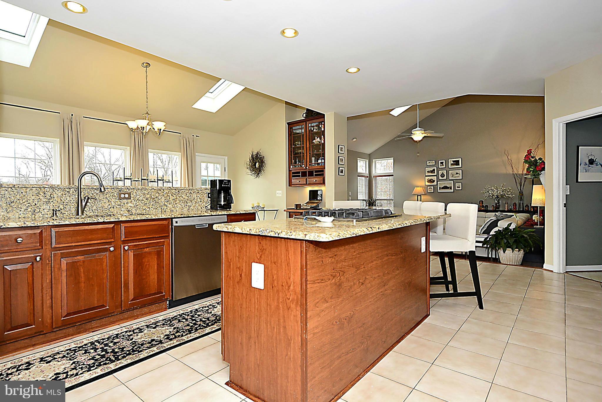 CREST RIDGE ESTATES - Residential