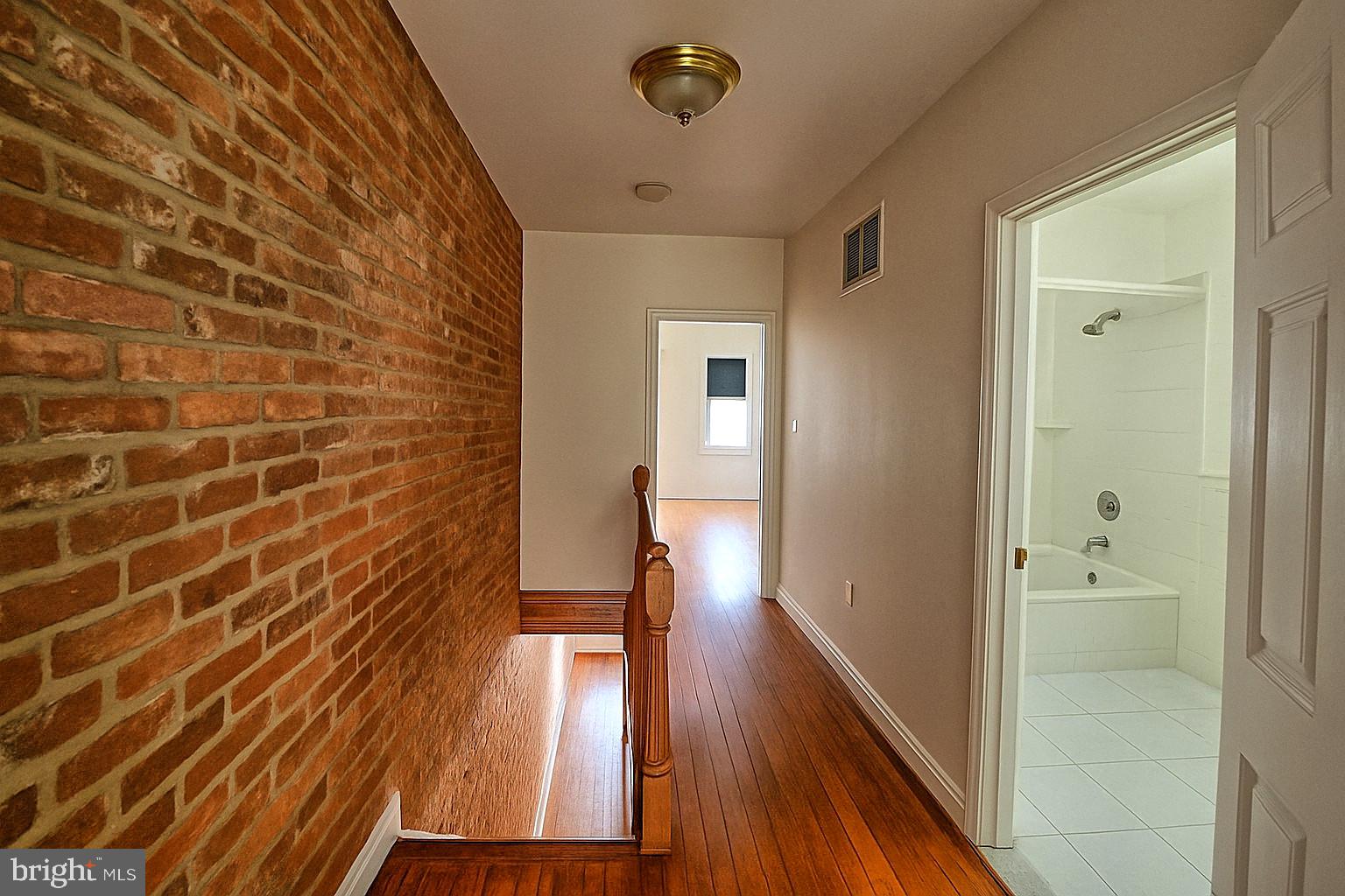 HIGHLANDTOWN - Residential