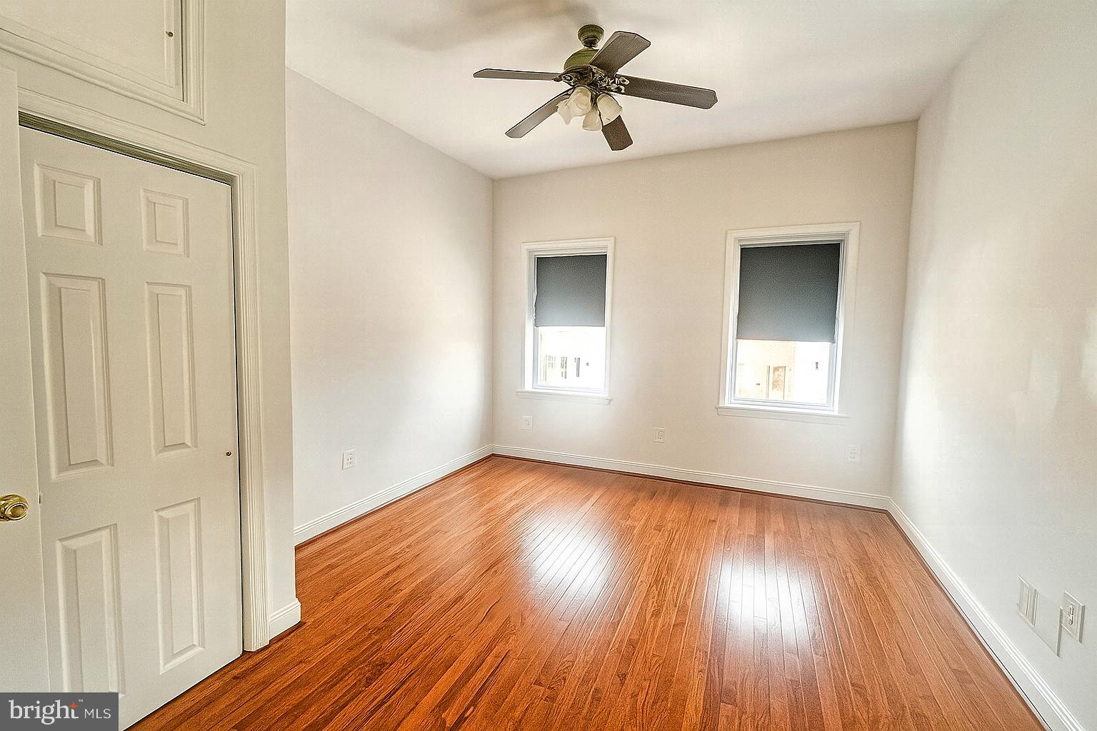 HIGHLANDTOWN - Residential