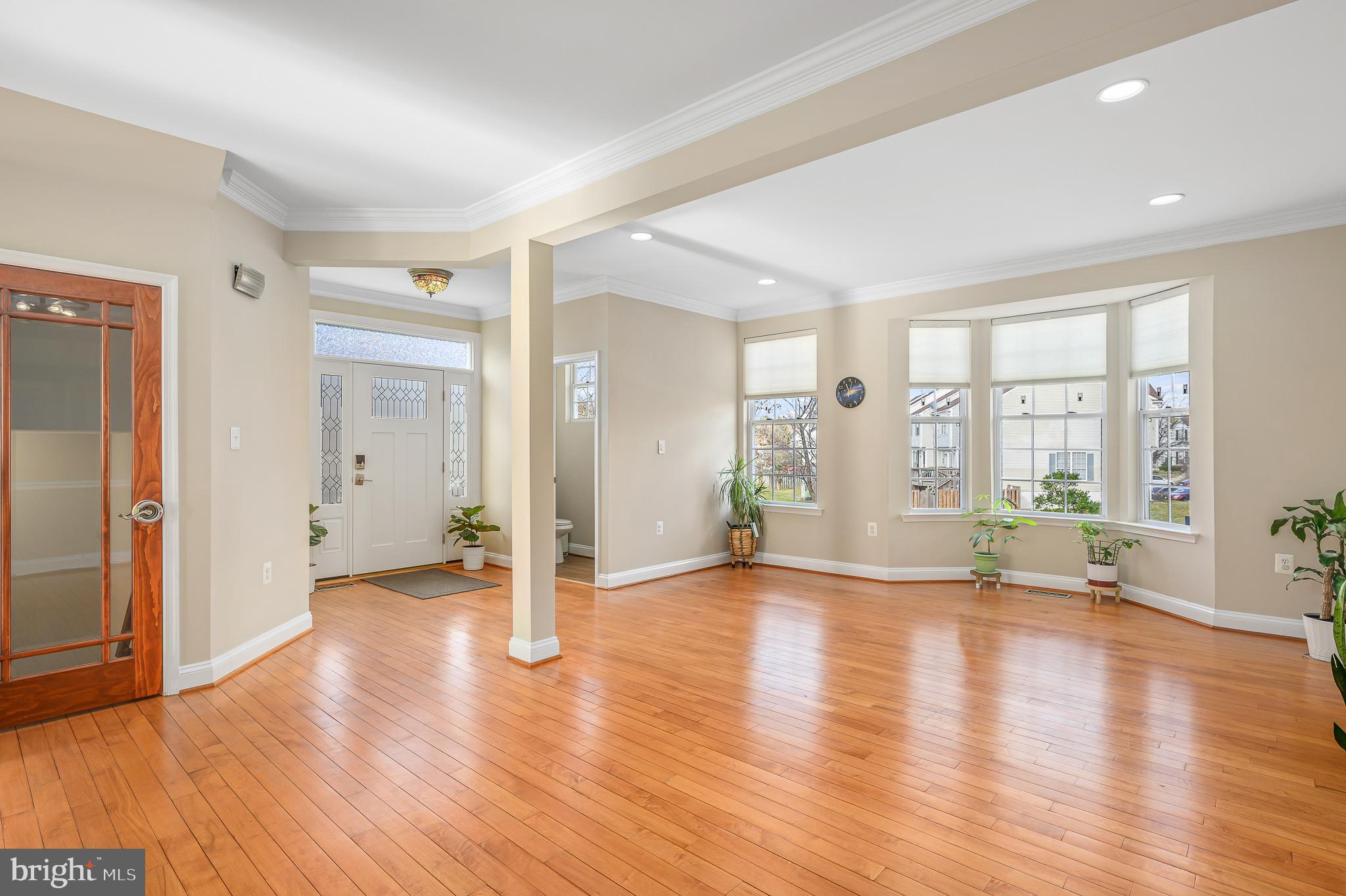 POTOMAC CROSSING - Residential