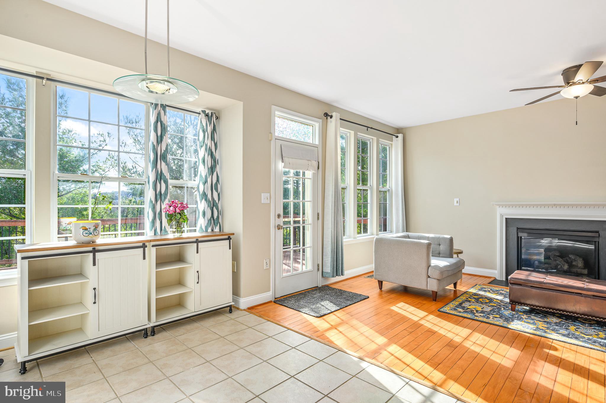 POTOMAC CROSSING - Residential