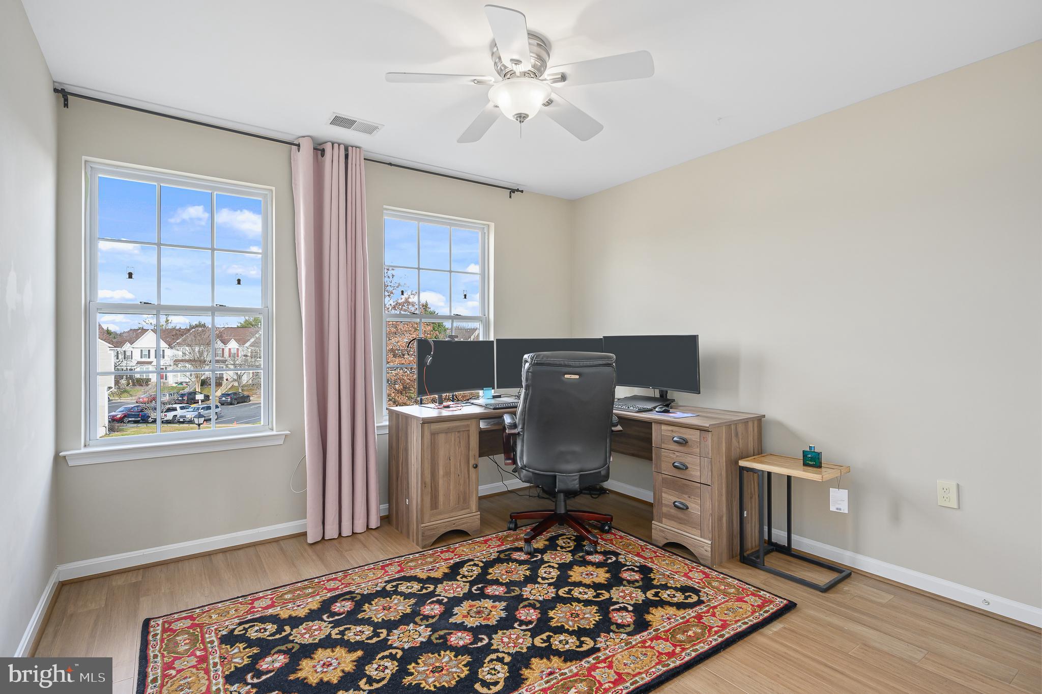 POTOMAC CROSSING - Residential