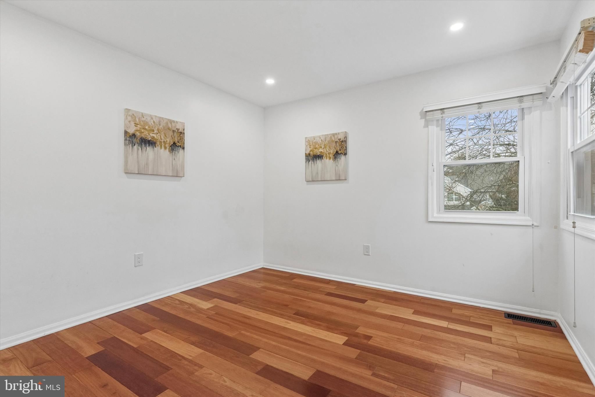 MONTGOMERY GREENE - Residential