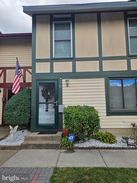 11 DOVER COURT CLEMENTON NJ 08021