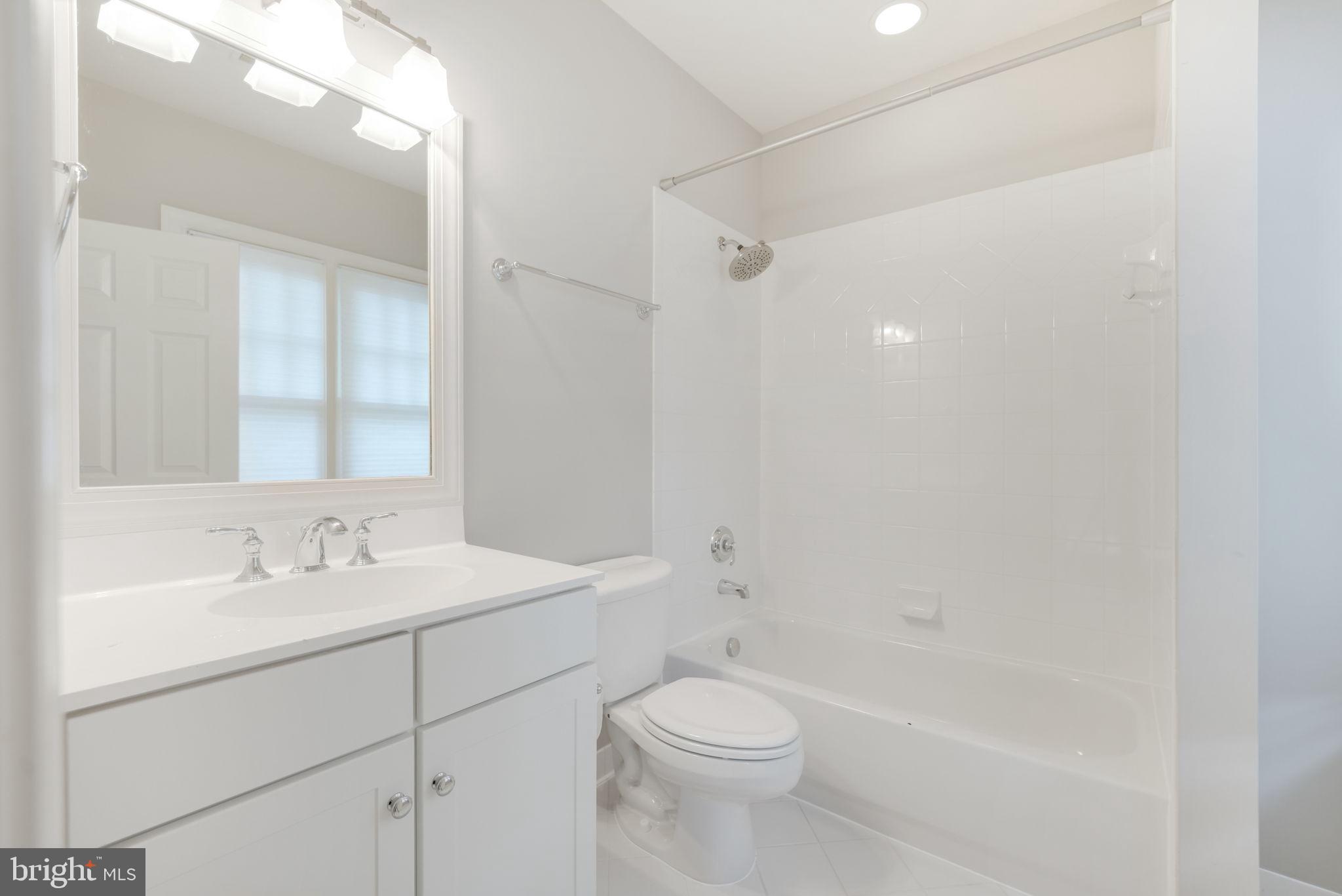 DOVER BALMORAL RIVERWOOD - Residential