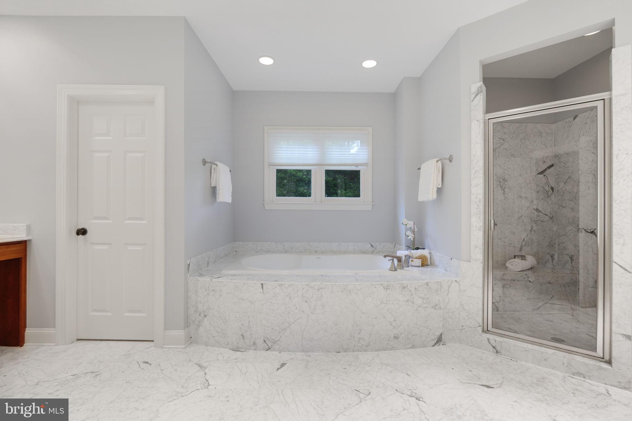 DOVER BALMORAL RIVERWOOD - Residential