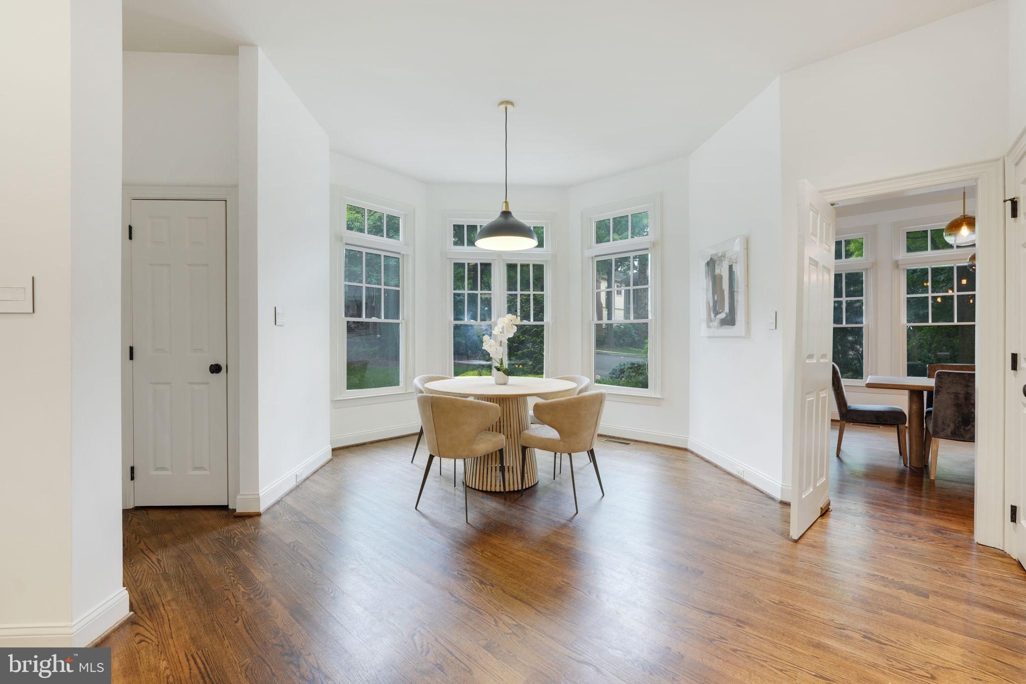 DOVER BALMORAL RIVERWOOD - Residential