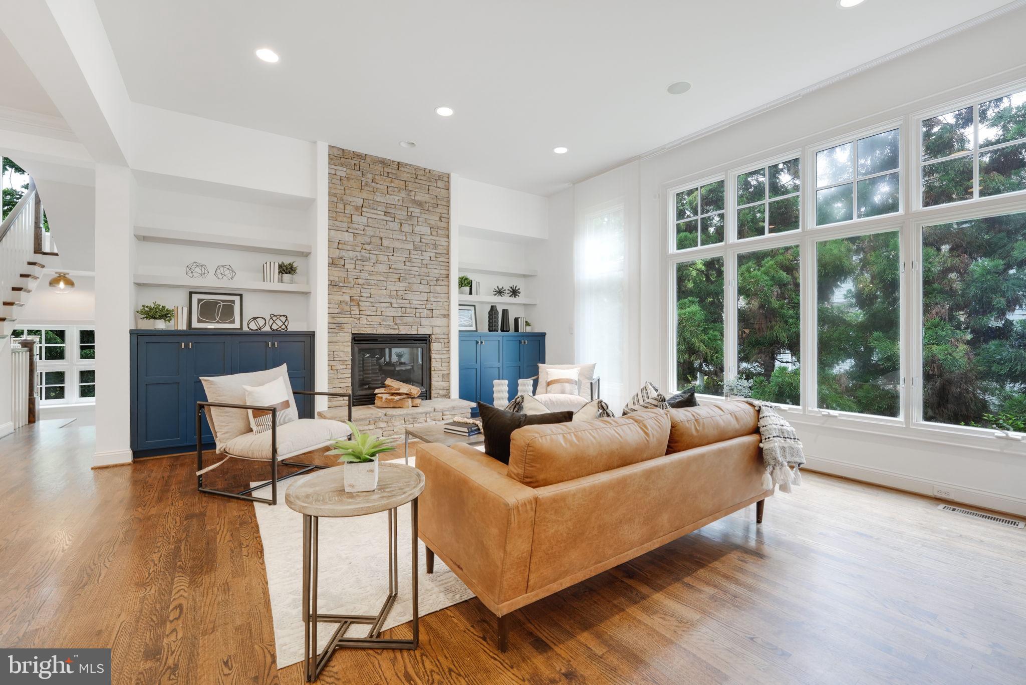 DOVER BALMORAL RIVERWOOD - Residential