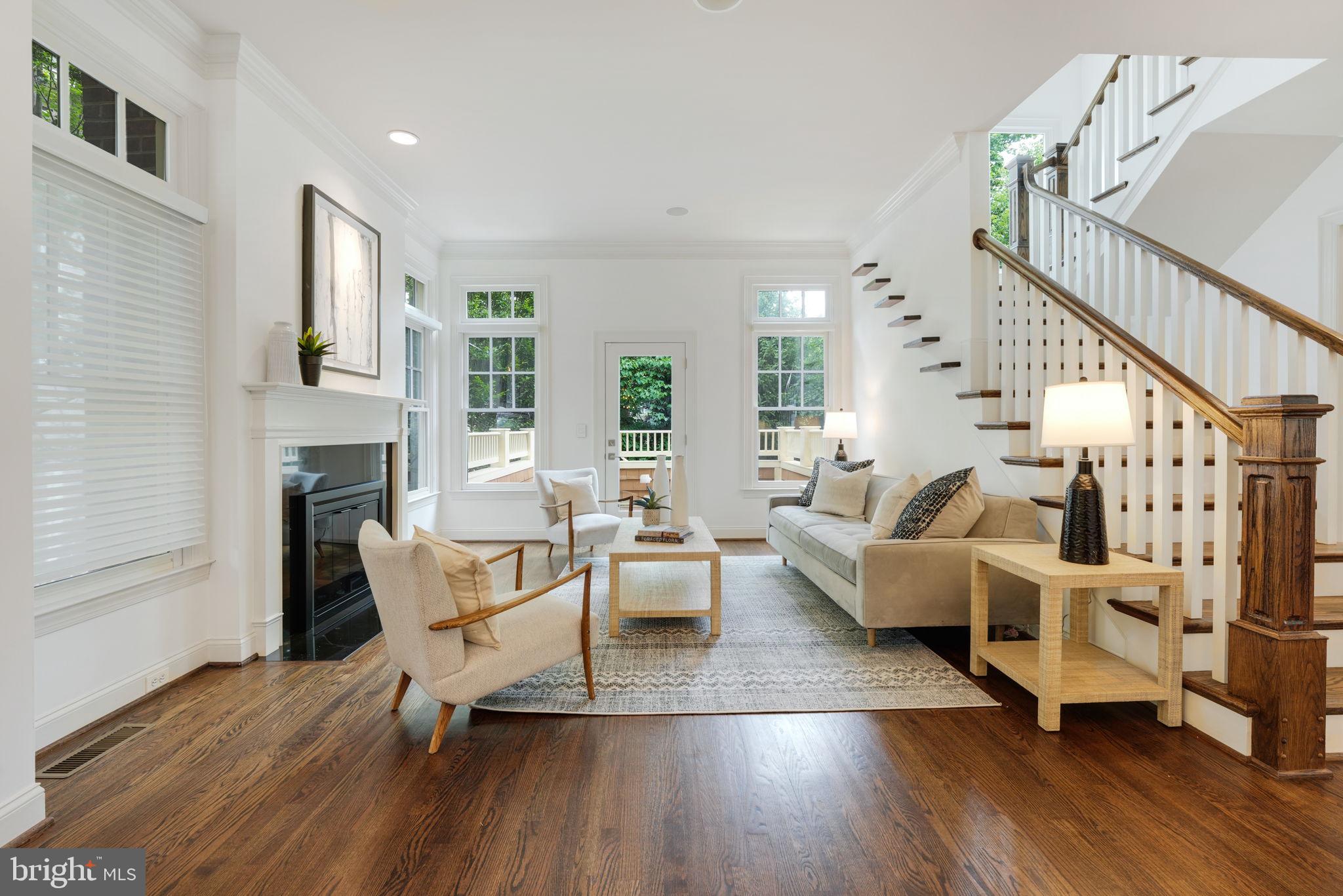 DOVER BALMORAL RIVERWOOD - Residential