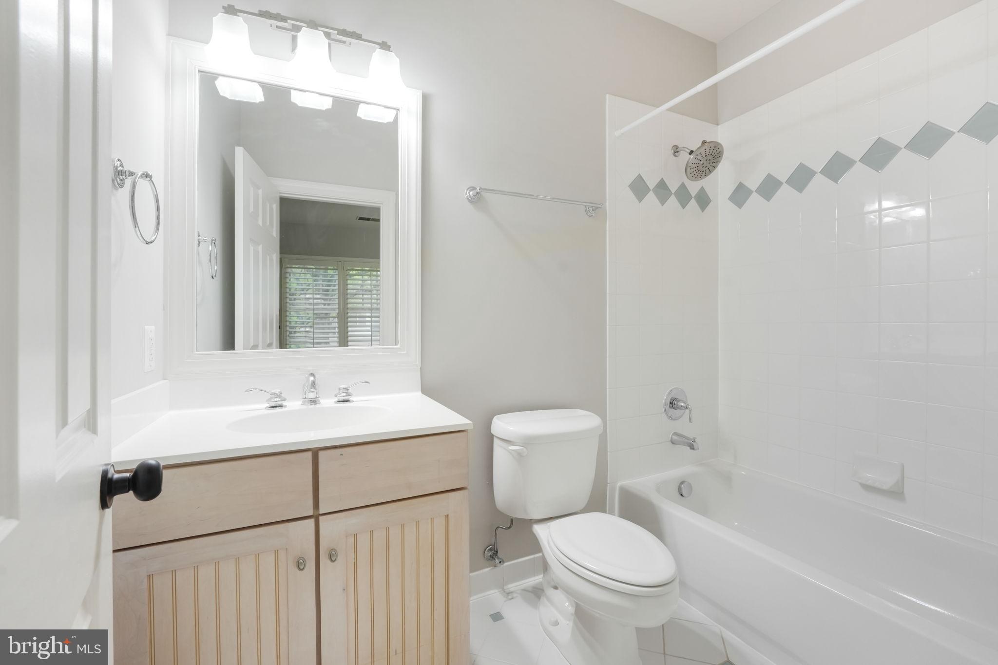 DOVER BALMORAL RIVERWOOD - Residential