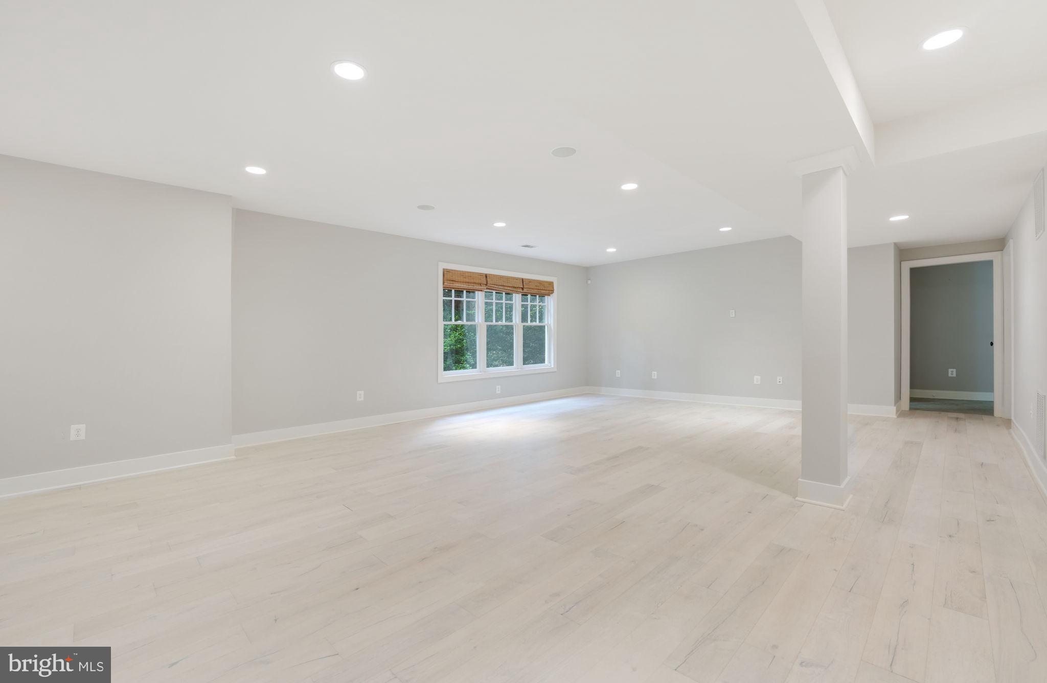 DOVER BALMORAL RIVERWOOD - Residential