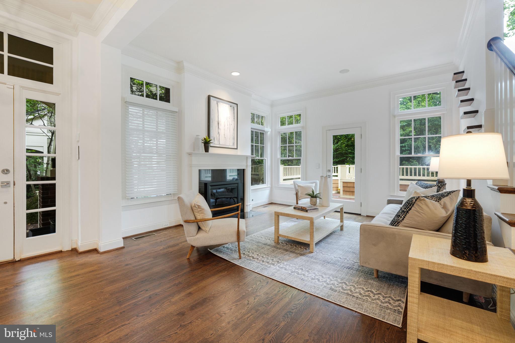 DOVER BALMORAL RIVERWOOD - Residential