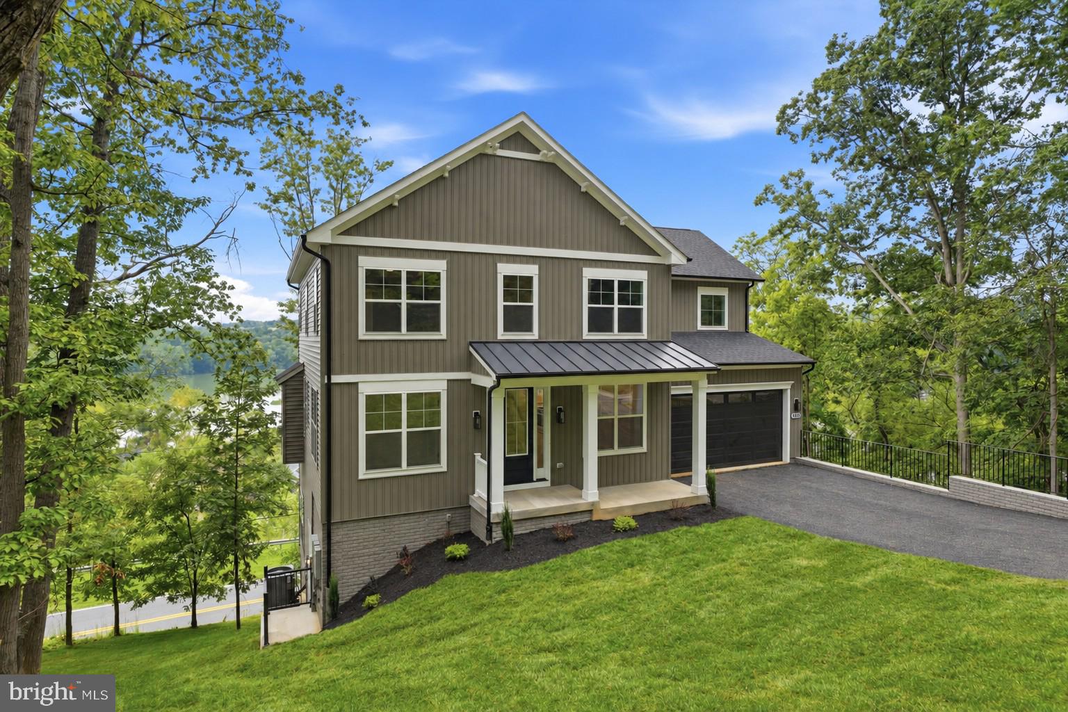 6434 LAKERIDGE DRIVE