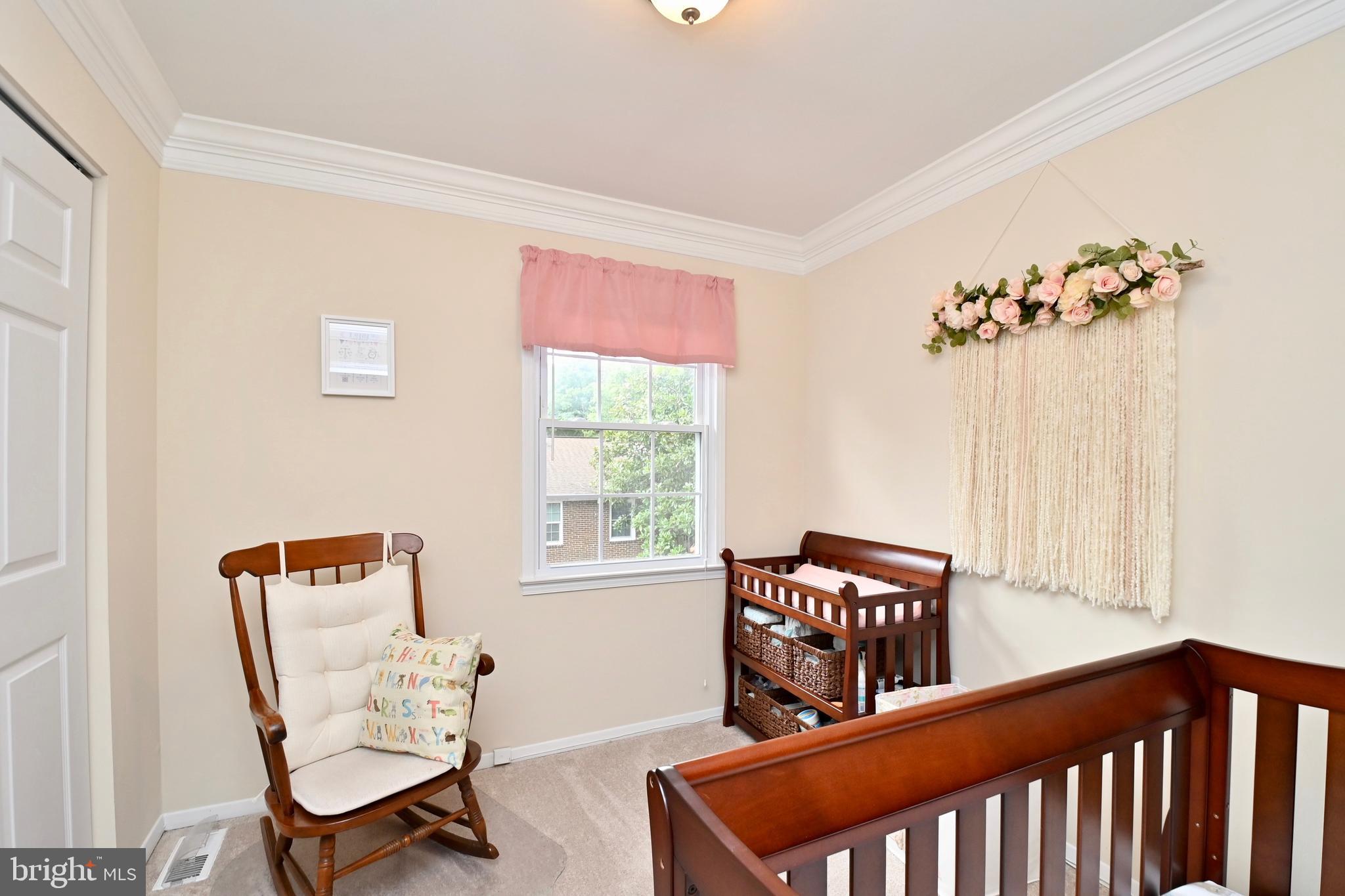 STRATHMEADE SQUARE - Residential