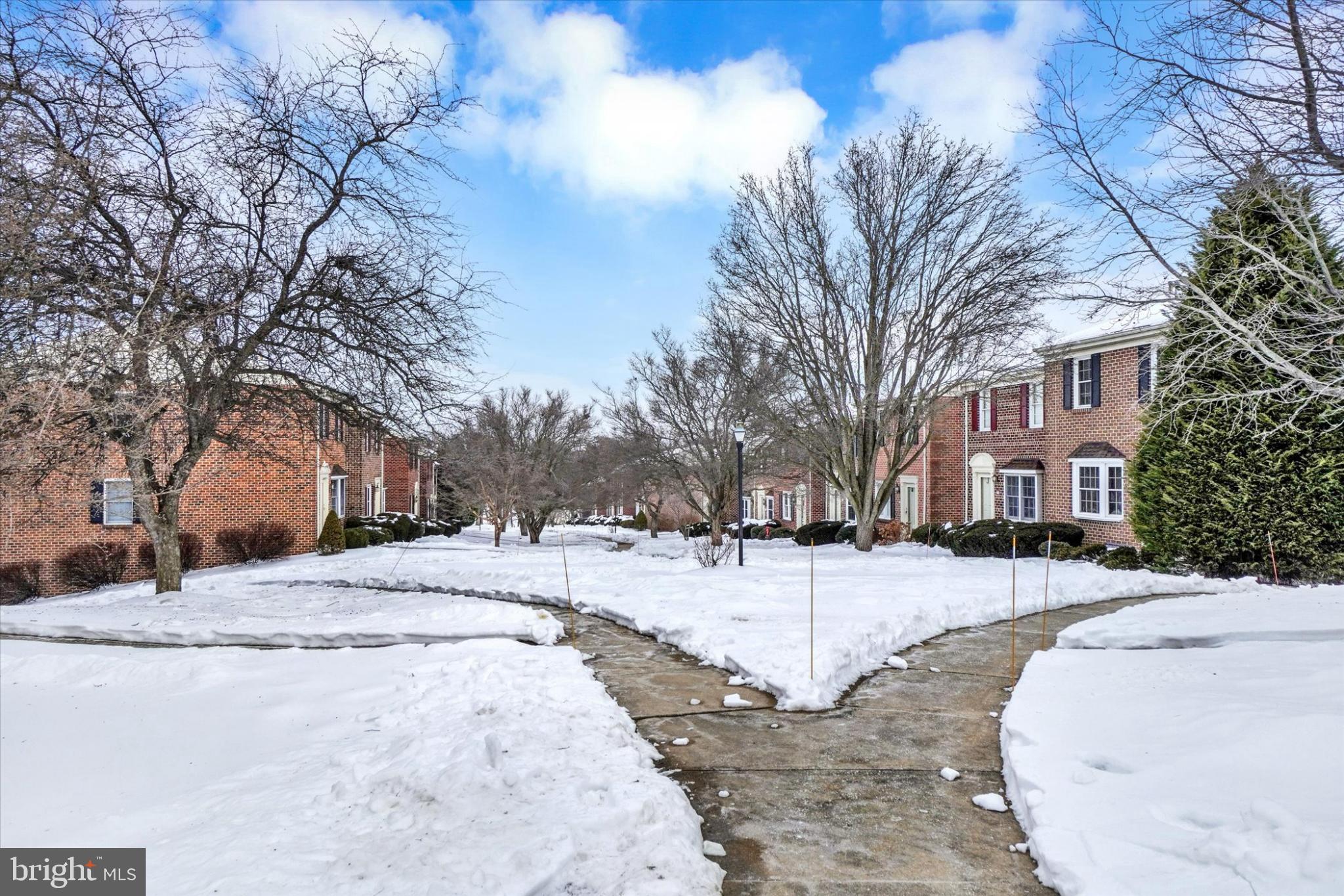 305 CHAMBERS RDG RIDGE 305