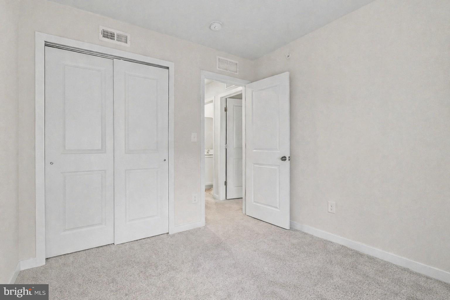 RIVER POINTE - Residential