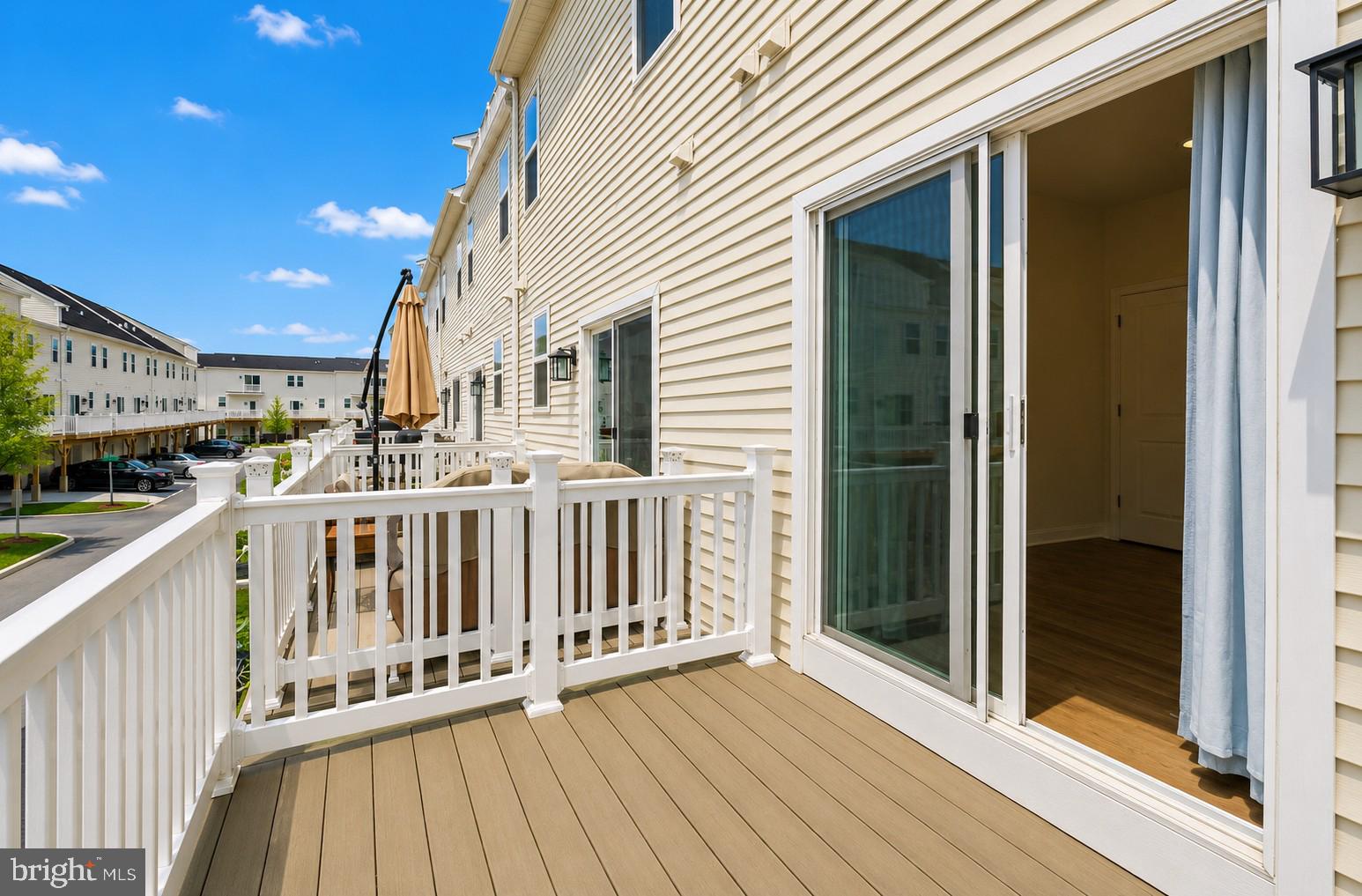 RIVER POINTE - Residential