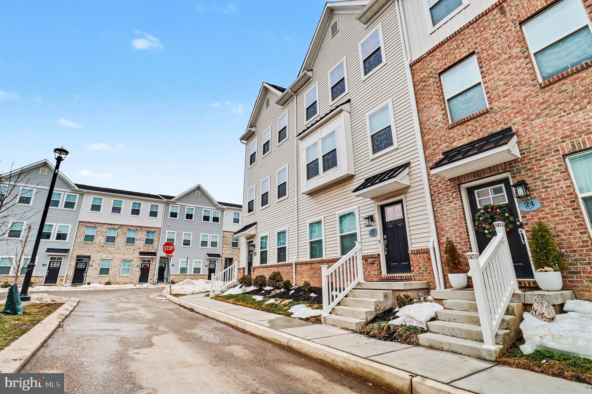 RIVER POINTE - Residential