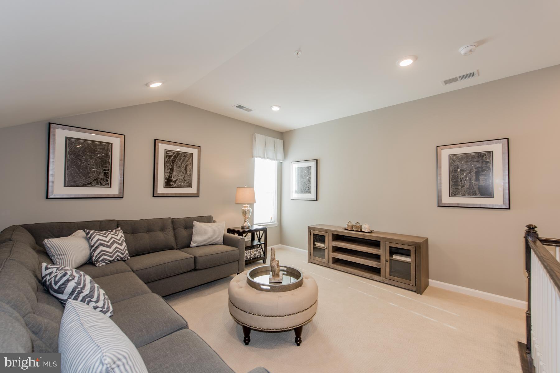 LAKE LINGANORE OAKDALE - Residential