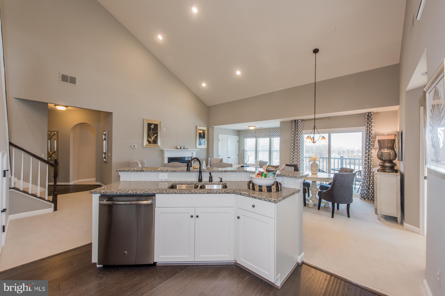 LAKE LINGANORE OAKDALE - Residential