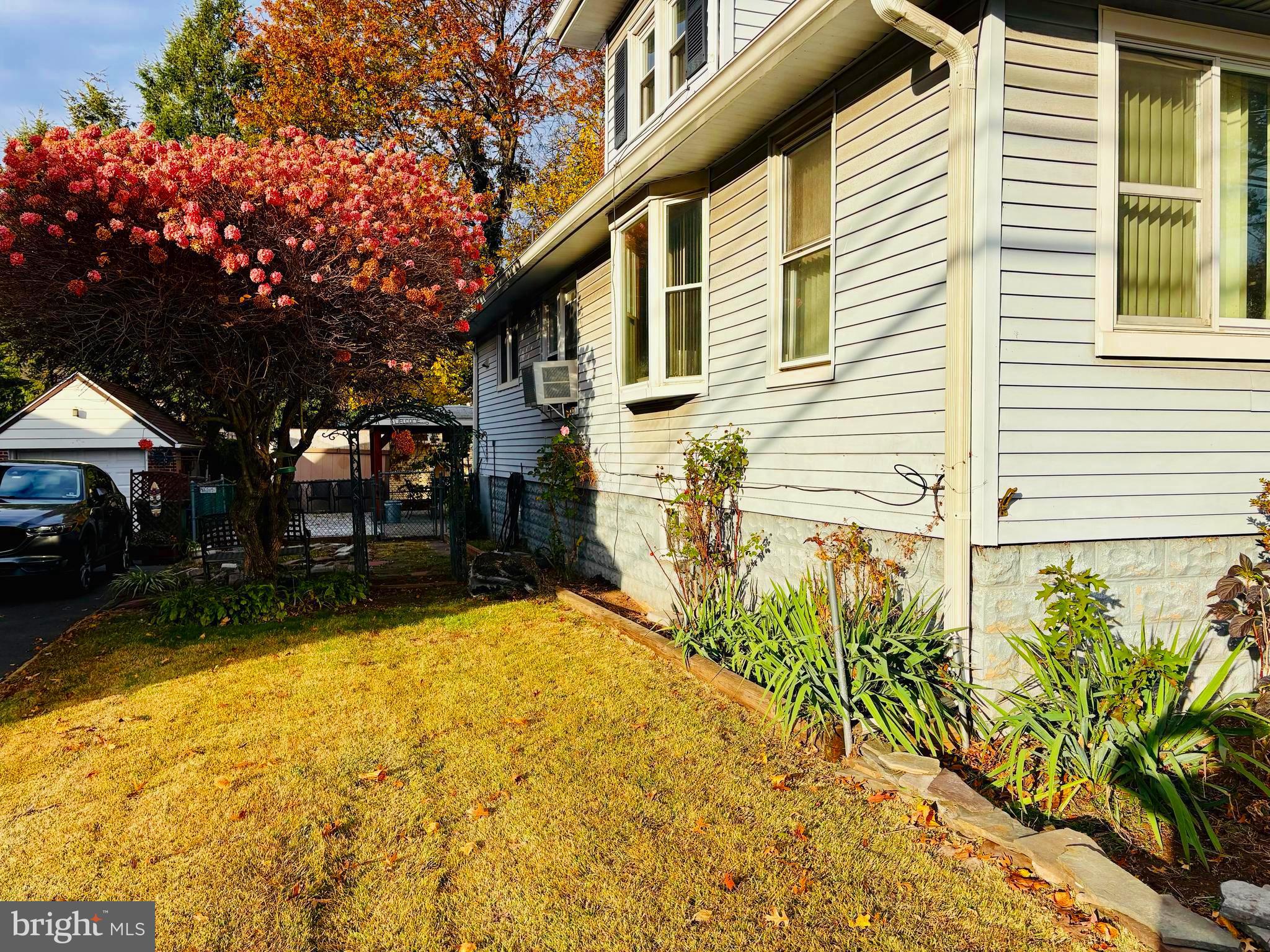 206 AMSTERDAM AVENUE