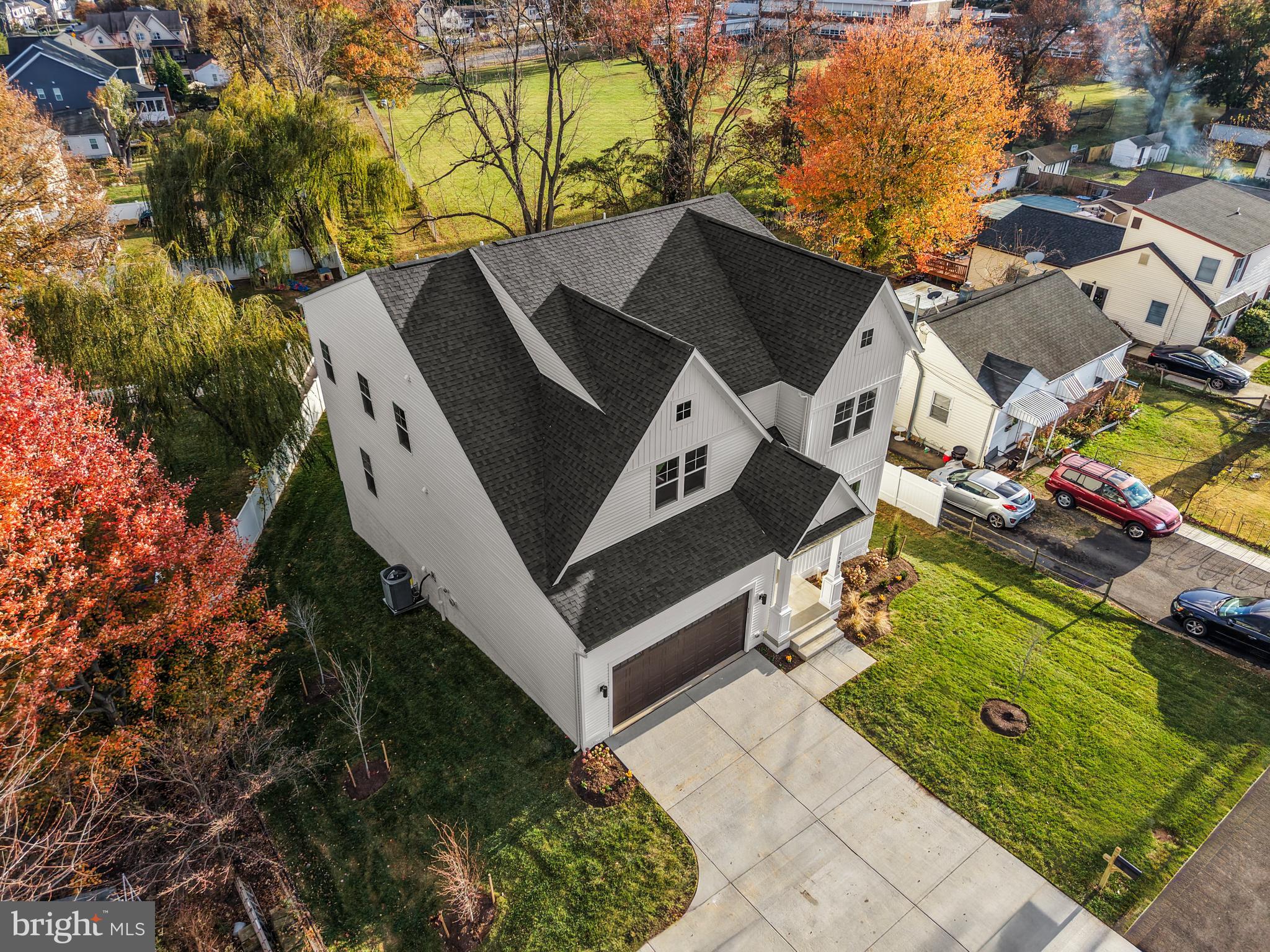 PIMMIT HILLS - Residential