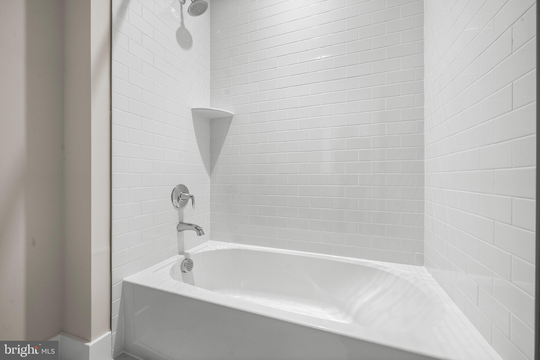 PIMMIT HILLS - Residential