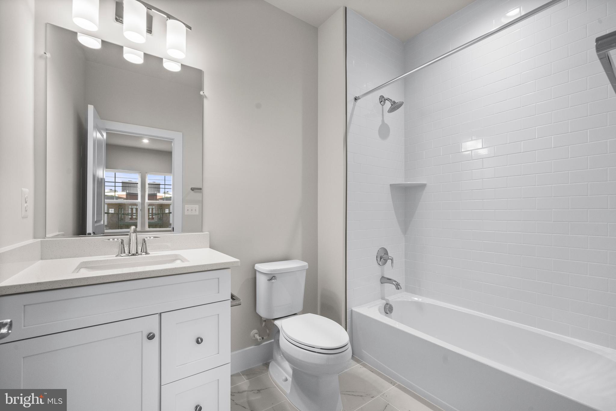 PIMMIT HILLS - Residential