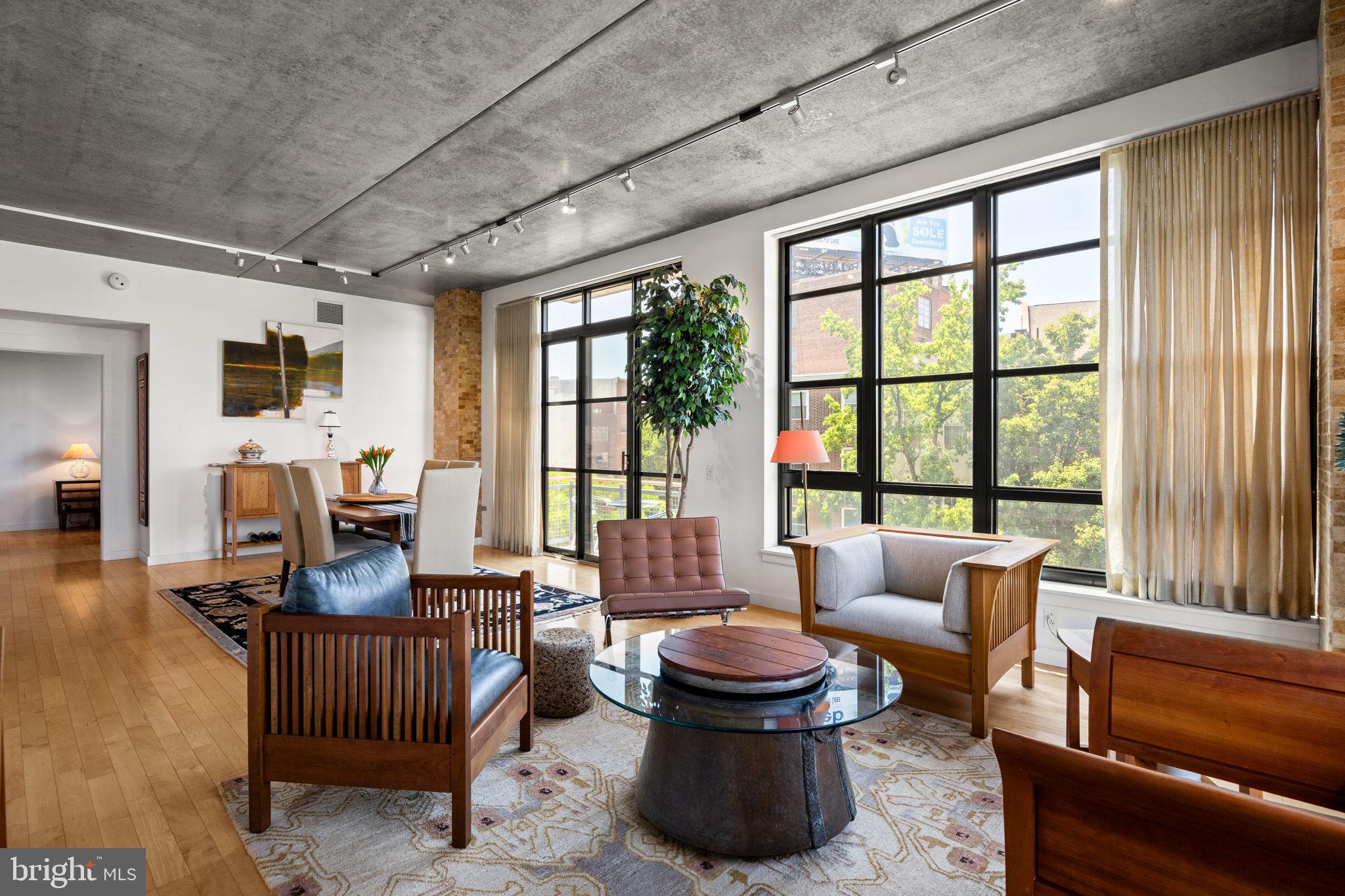 319 VINE STREET 307